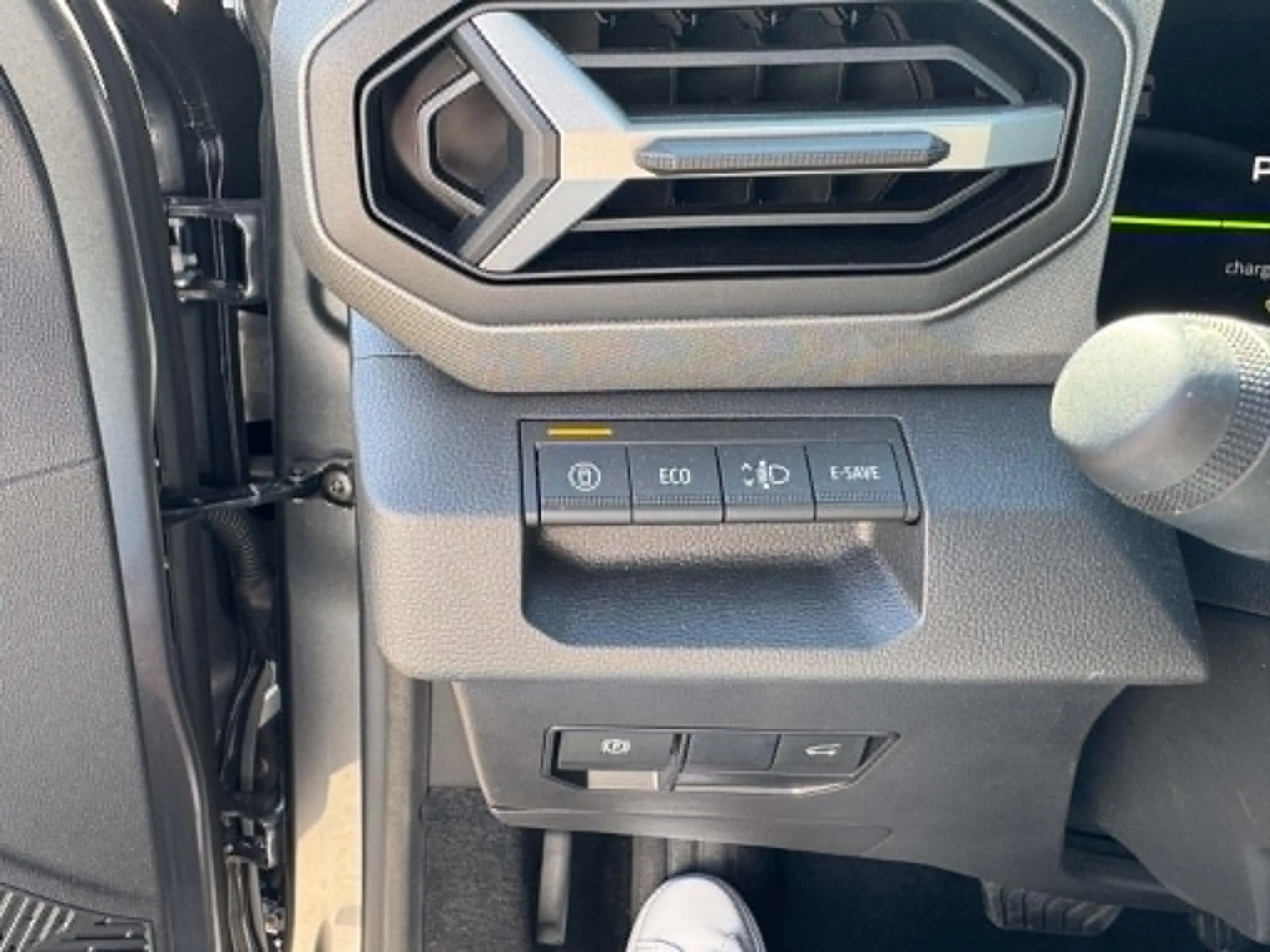 Dacia Bigster JOURNEY HYBRID 155 — photo 15