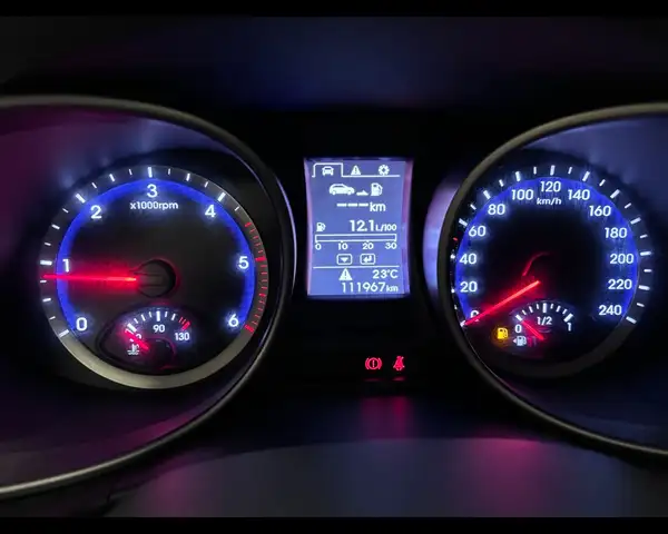 Hyundai Santa Fe view 16