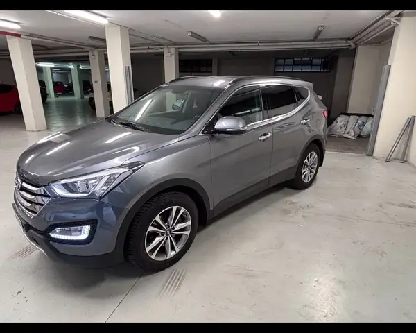 Hyundai Santa Fe view 10