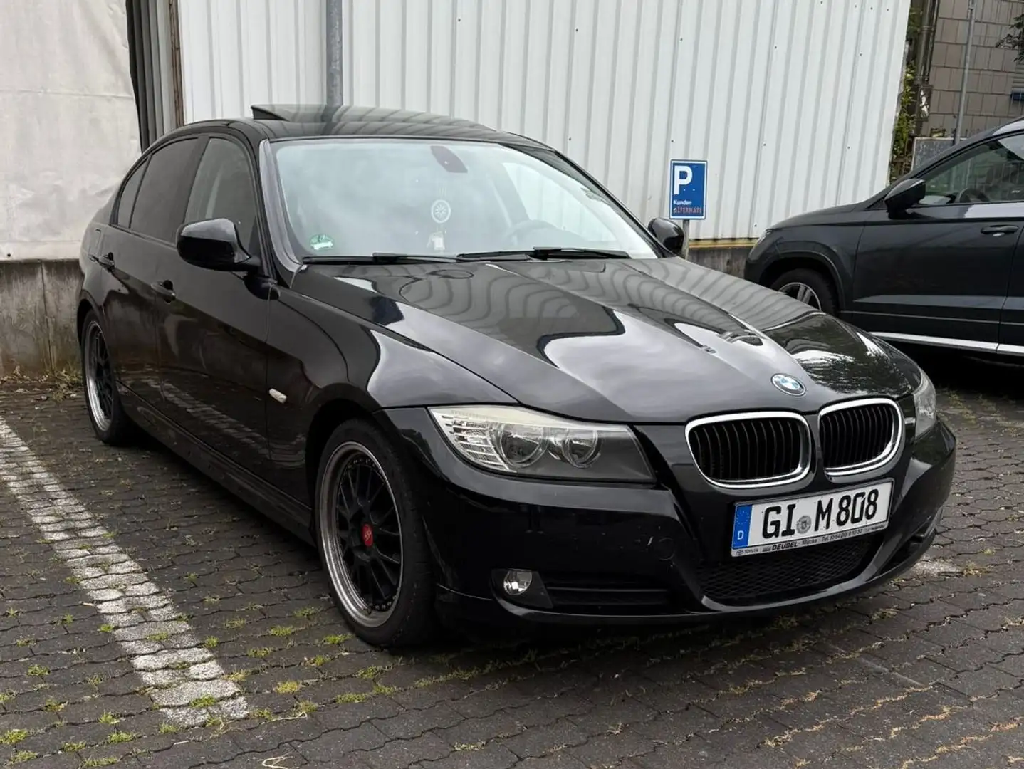 BMW 320 320d DPF Černá - 2