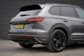 Volkswagen Touareg 3.0 TSi 4MOTION R / Pano / Luchtvering / Incl BTW Grau - thumbnail 19