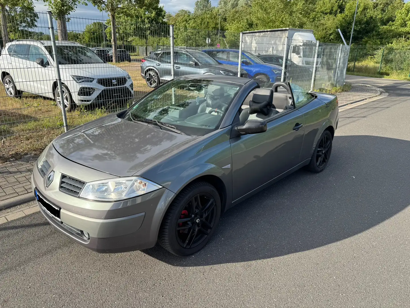 Renault Megane 2 Coupé-Cabriolet | TÜV 12/2026 - 1