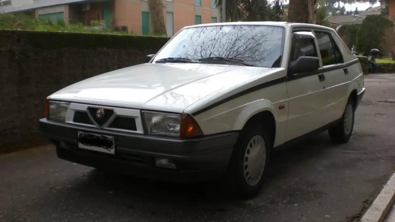 Alfa Romeo 75 1.6 ie, foto 6