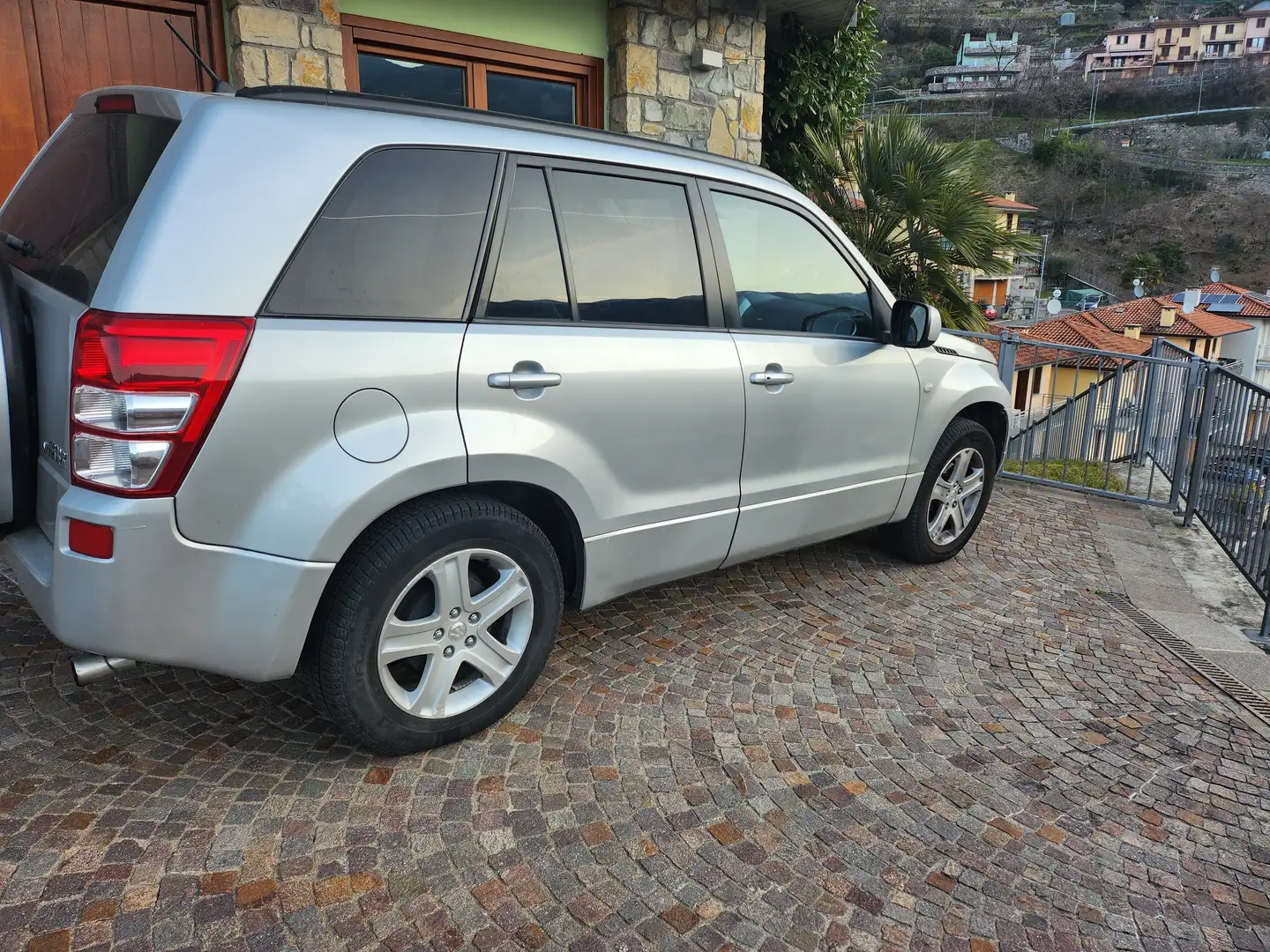 Suzuki Grand Vitara 5p 2.0 16v - 1