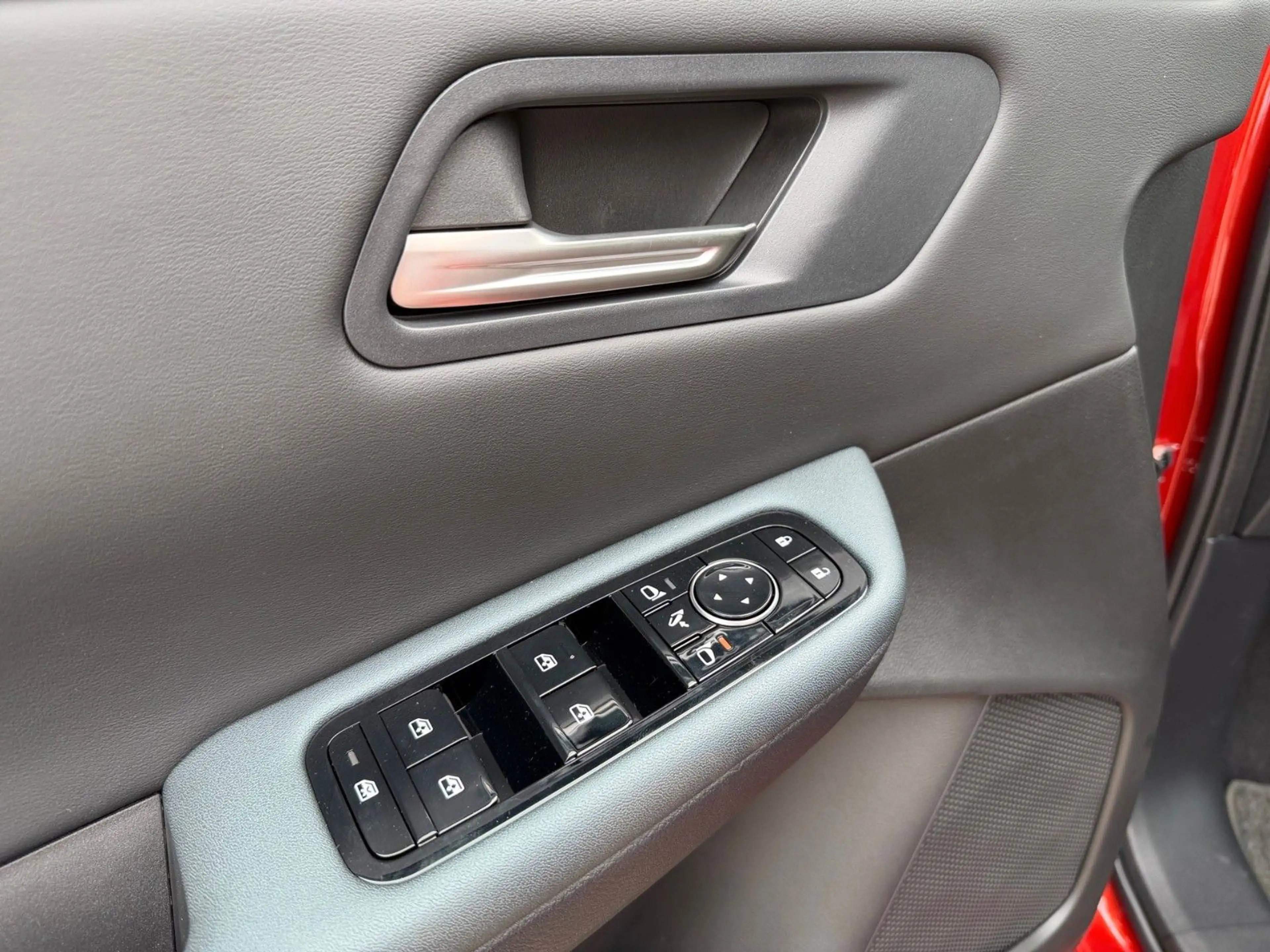 Nissan Leaf Evolve 75kWh 160kW PGD Bose — photo 14
