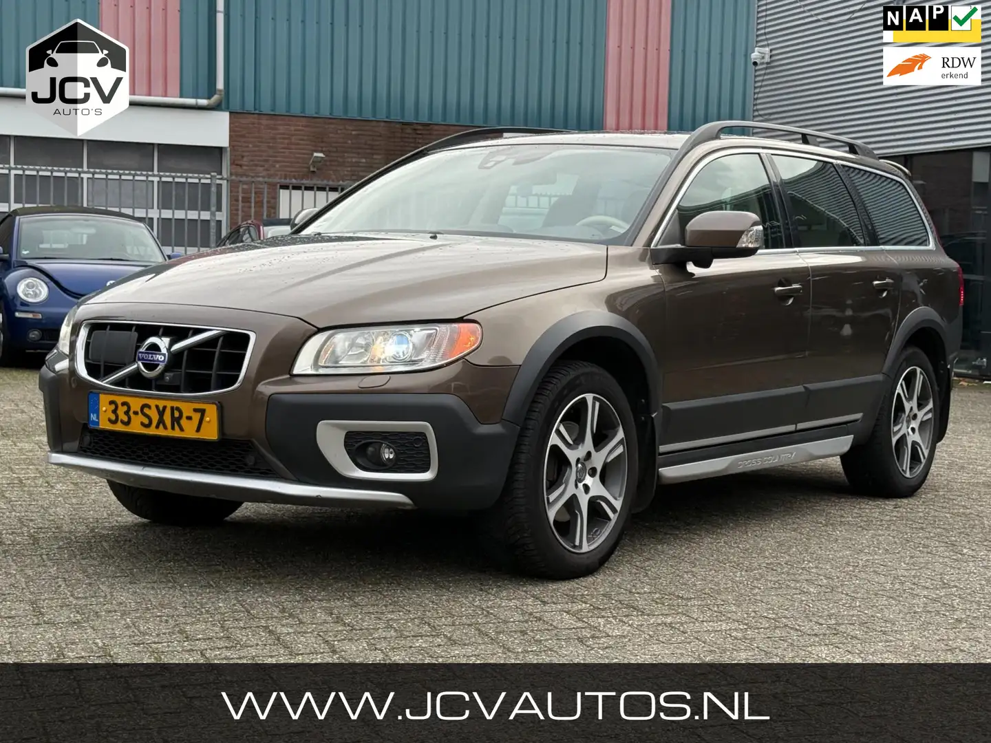 Volvo XC70 2.0 D3 FWD Limited Edition APK/NAP/LEER/NAVI Brun - 1