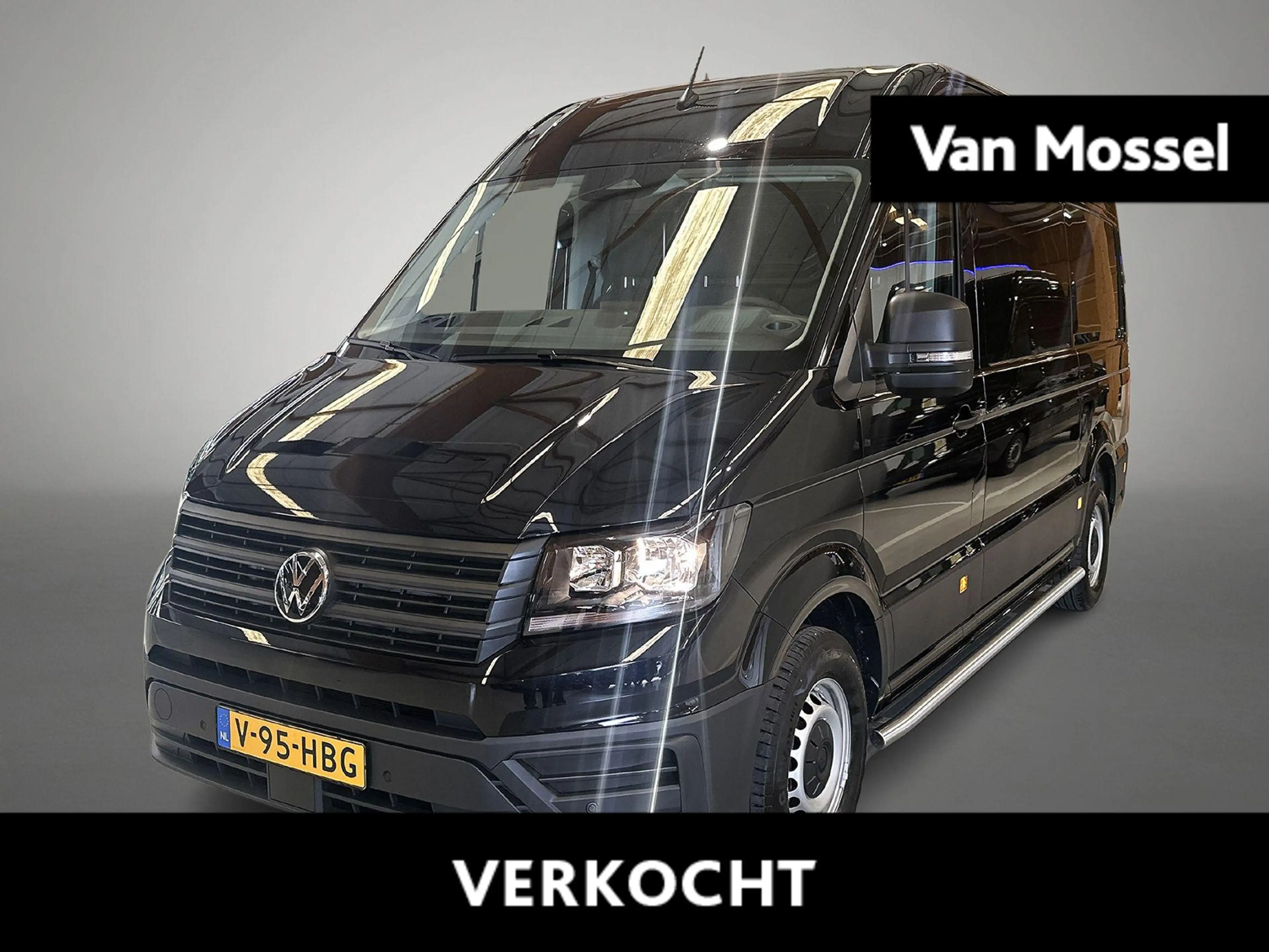 Volkswagen Crafter 2.0 TDI L3H3 Highline 140 PK | Airco | Trekhaak |