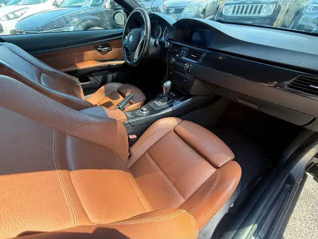 BMW 3 Series view 11
