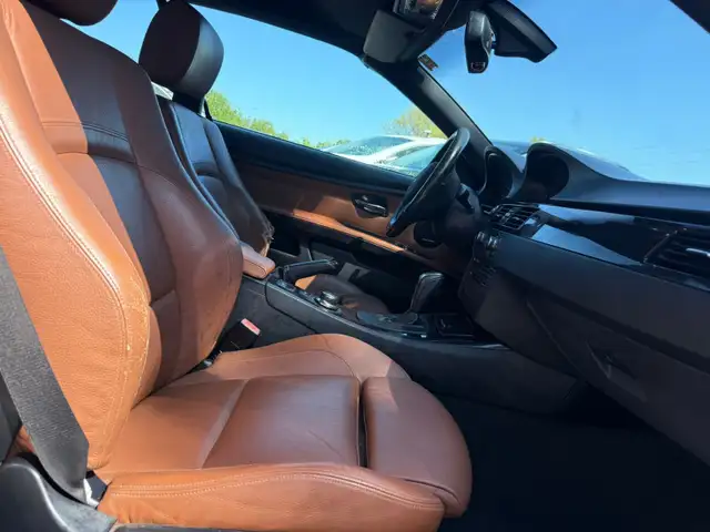 BMW 3 Series view 12