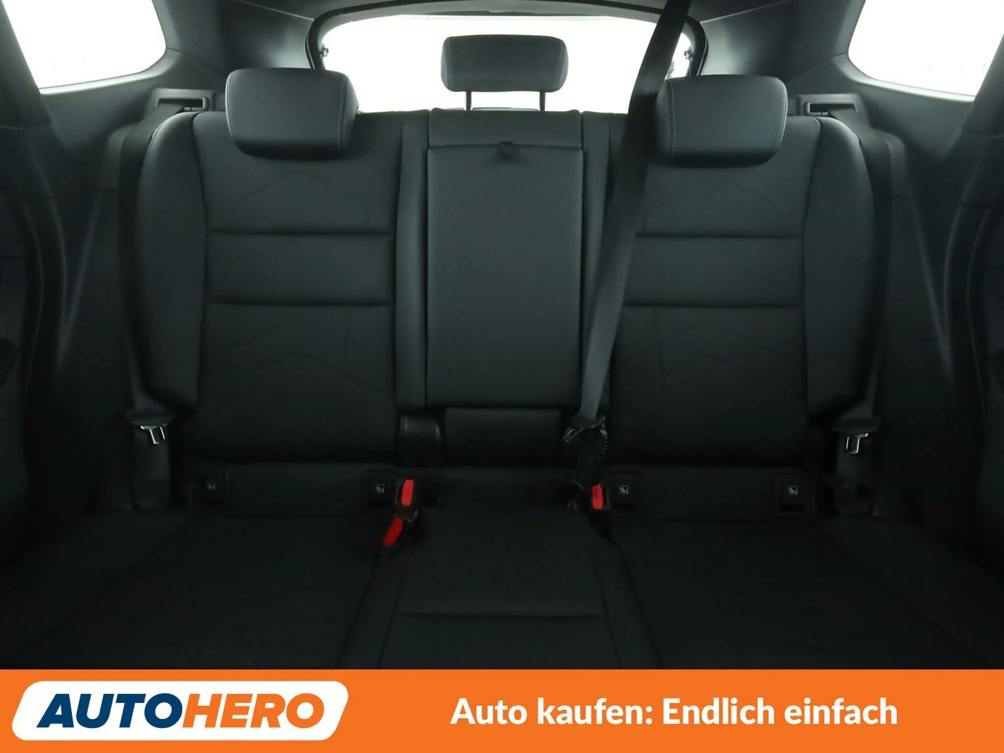 BMW iX1 xDrive 30 M Sport Aut.*NAVI*HEAD-UP*LED*TEMPO*360° — photo 15
