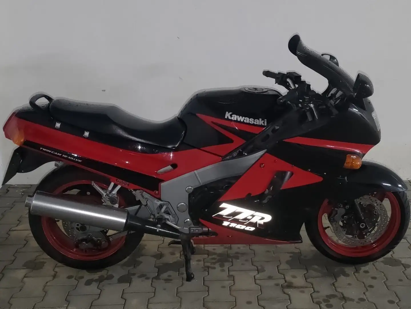 Kawasaki ZZR 1100 Noir - 2