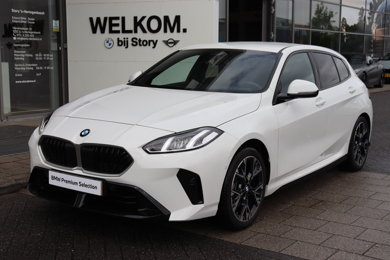 BMW 120 1 Serie M Sport Automaat / Sportstoelen / M Adapti — photo 5