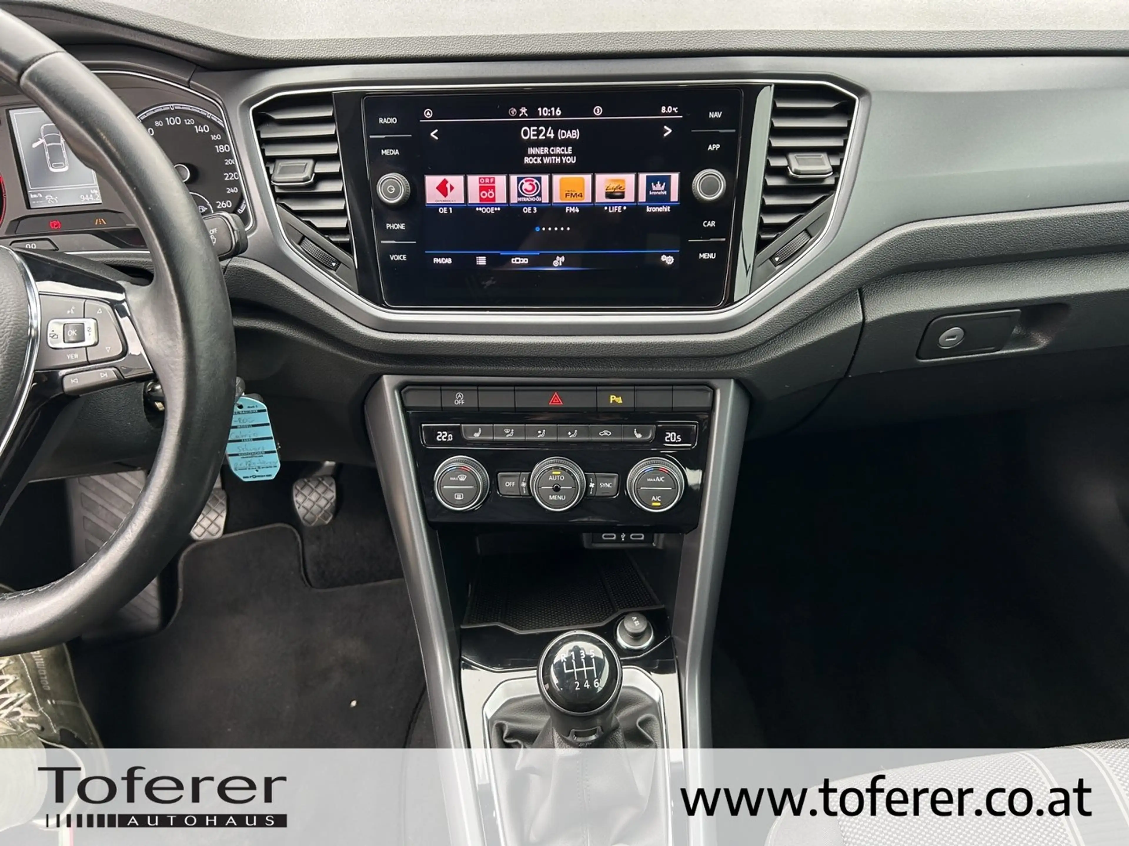 Volkswagen T-Roc Style TSI — photo 12