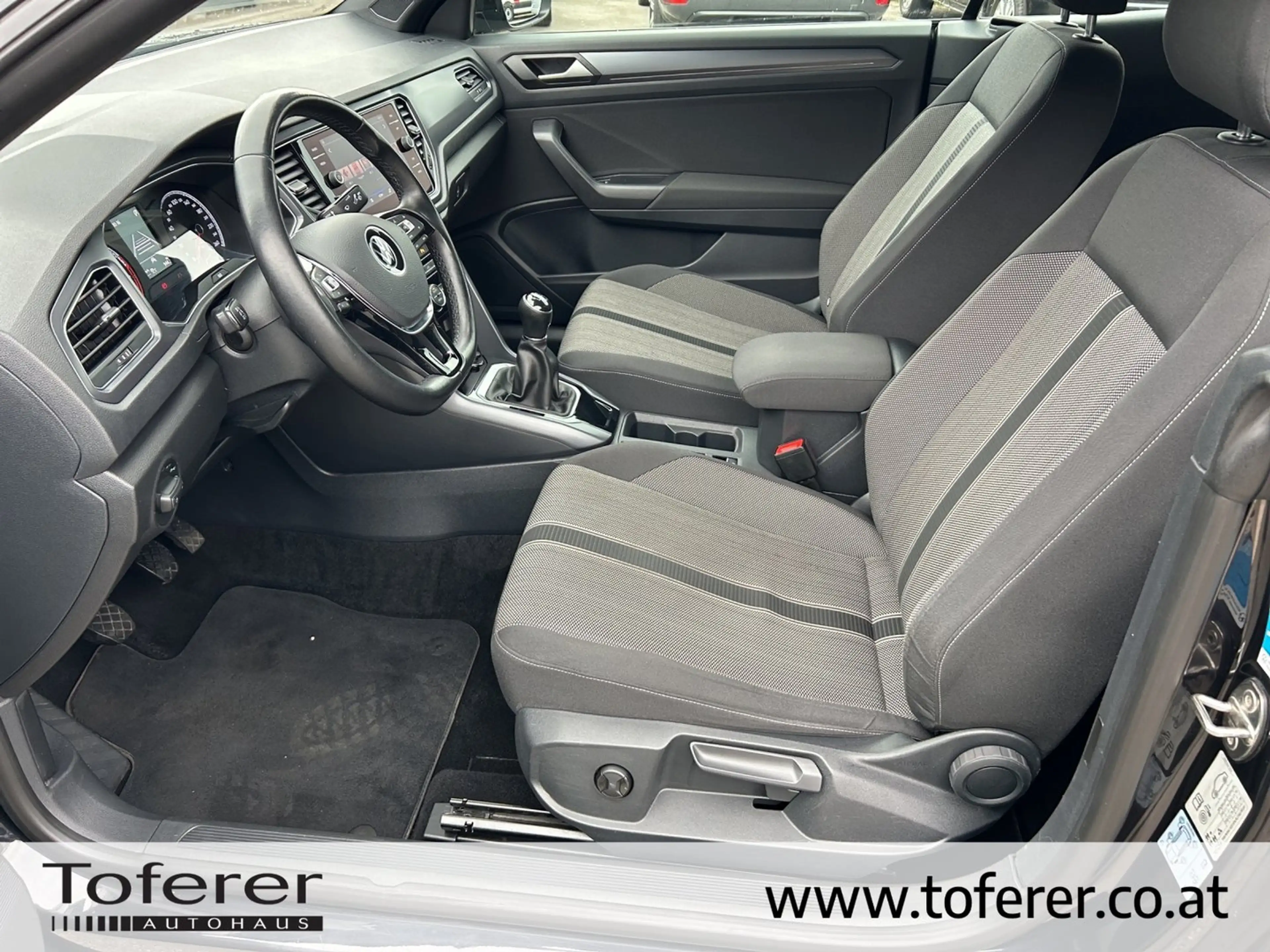 Volkswagen T-Roc Style TSI — photo 15