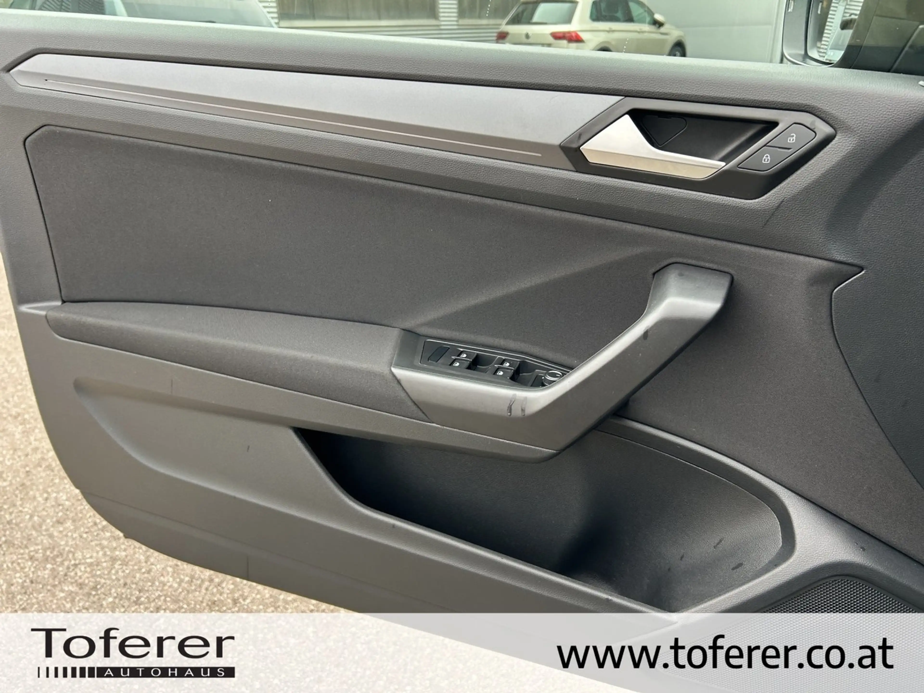 Volkswagen T-Roc Style TSI — photo 14