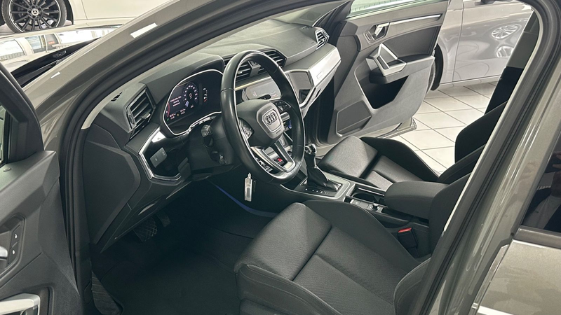 Audi Q3 40 TDI quattro TÜV&AU neu&Garantie — photo 13