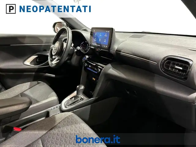 Toyota Yaris Cross view 16