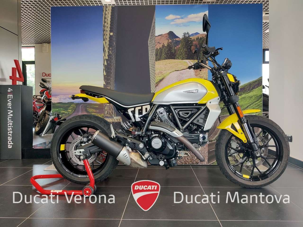 Ducati Scrambler 800 ICON - POCHI KM