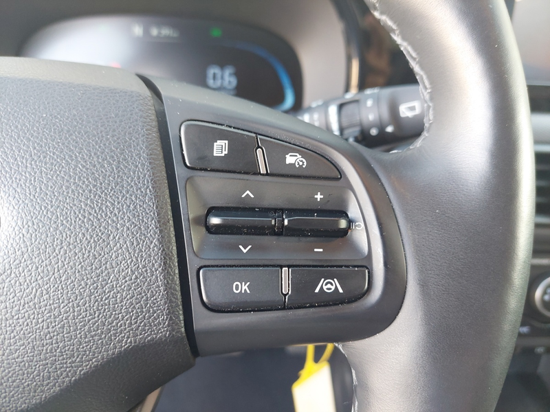 Hyundai i10 1,2 i Line Plus Aut. — photo 17