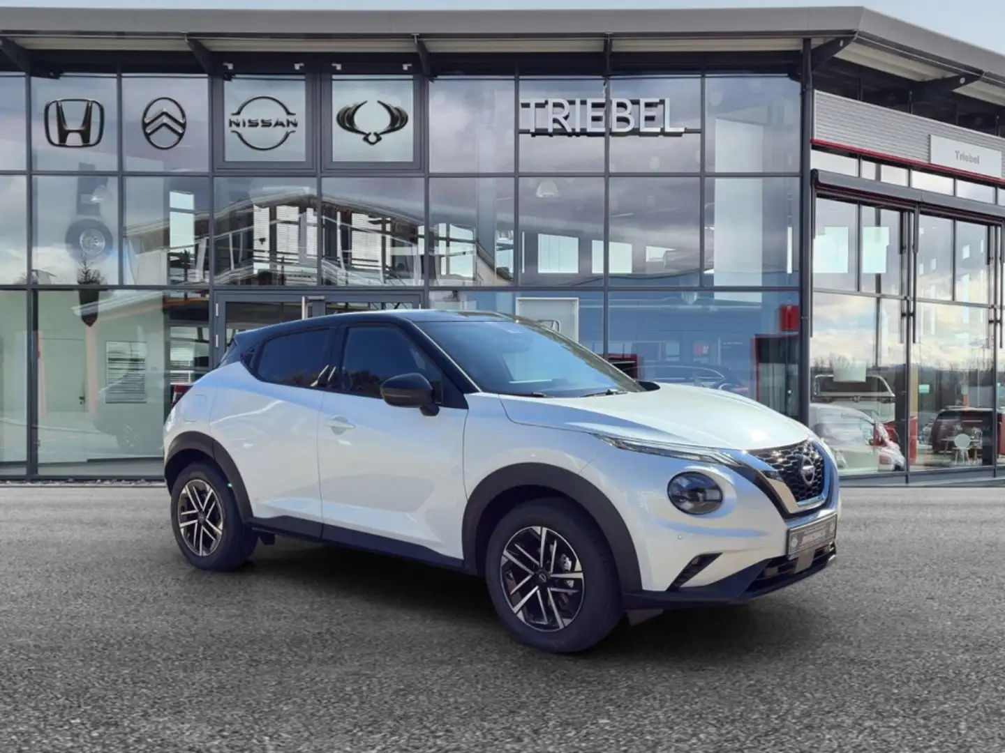 Nissan Juke N-Connecta DCT Navi* LED* SHZ* LRH* FSH* Noir - 2