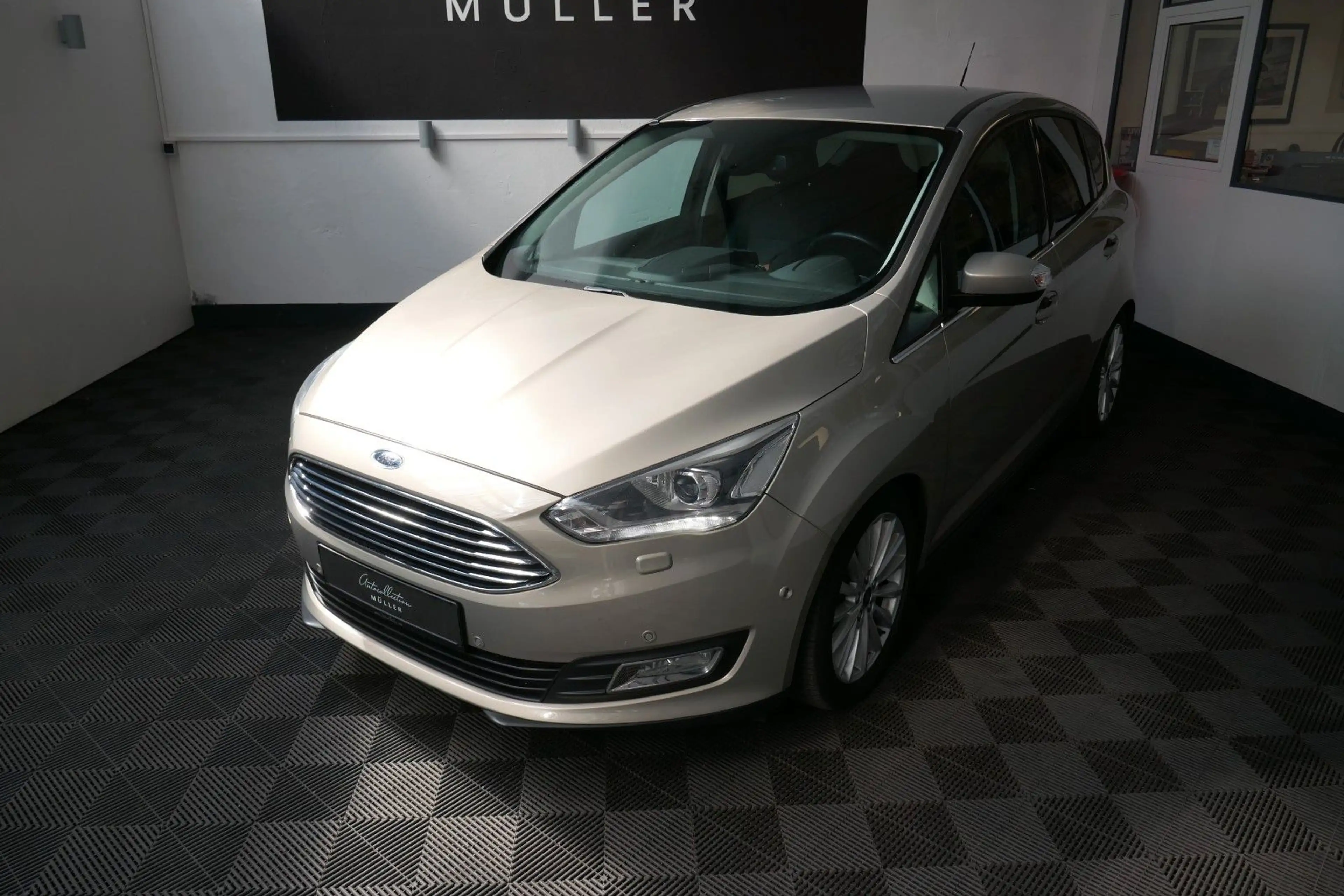 Ford C-Max C-MAX Titanium — photo 7