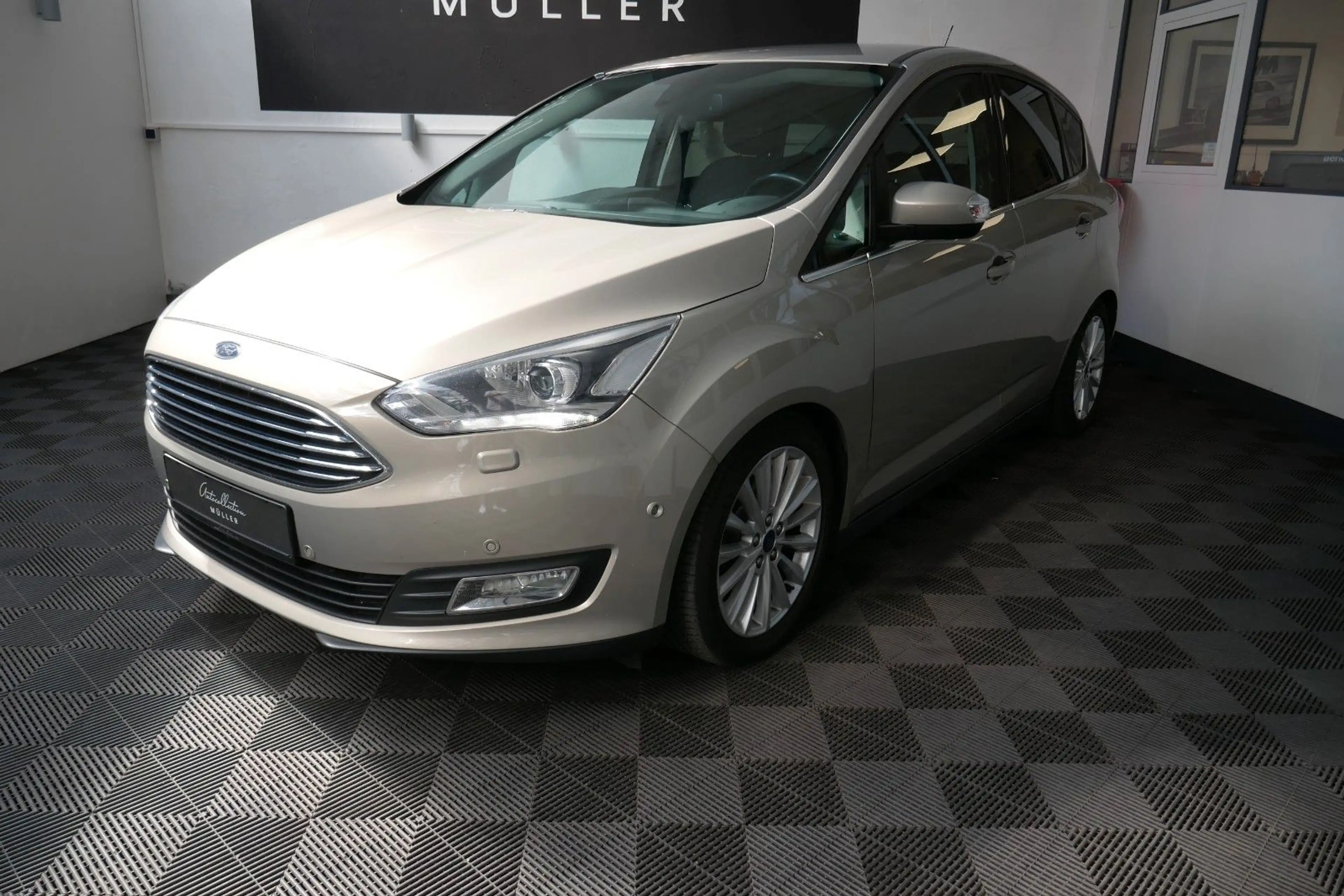 Ford C-Max C-MAX Titanium
