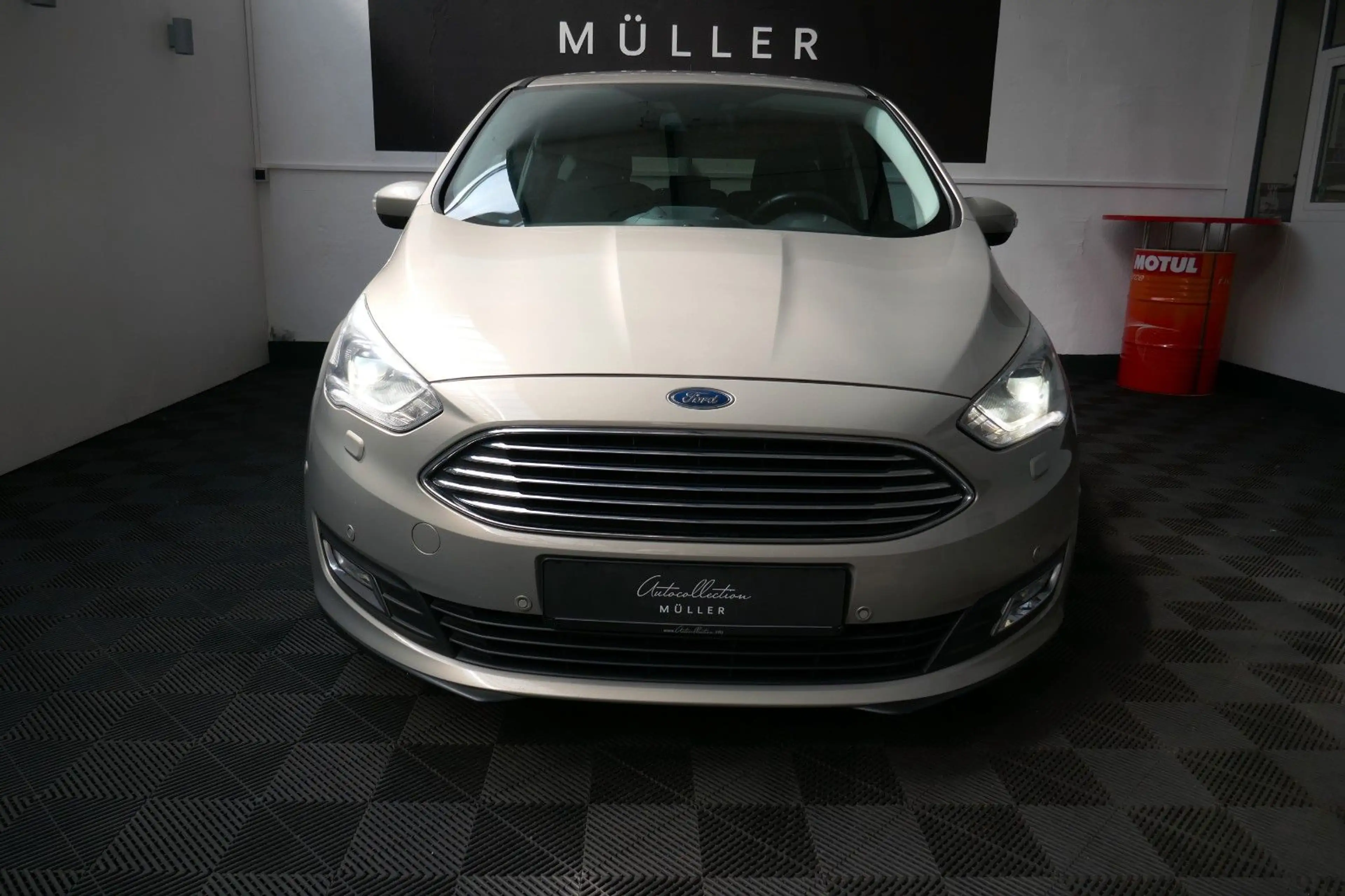 Ford C-Max C-MAX Titanium — photo 3