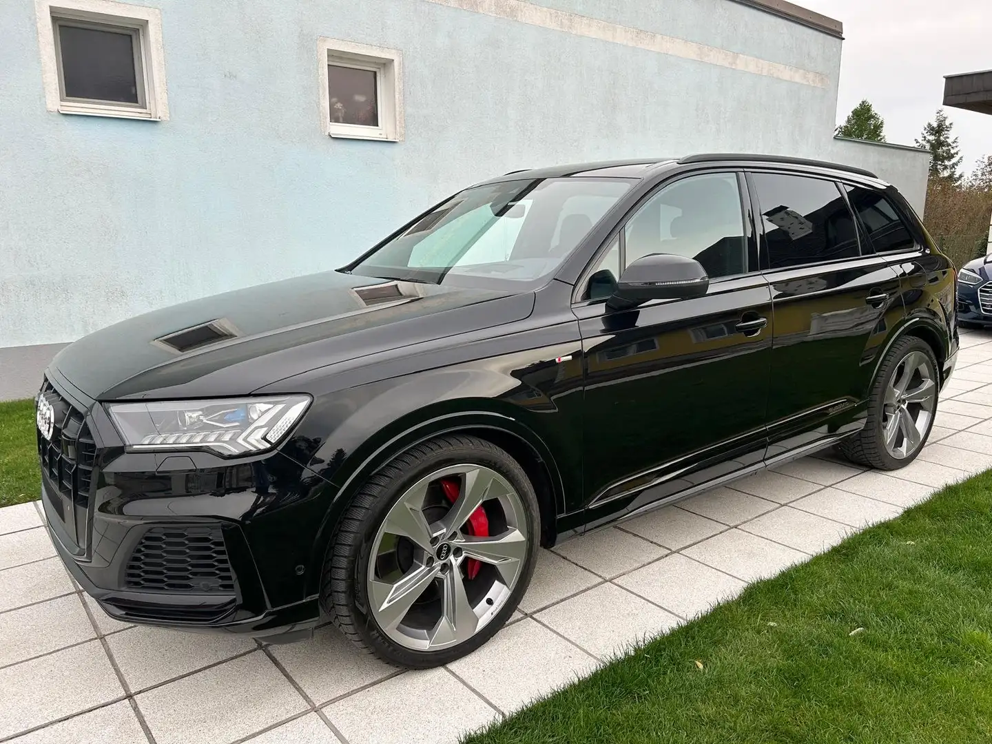 Audi Q7 Q7 60 TFSI e PHEV quattro S-line S-line Schwarz - 1
