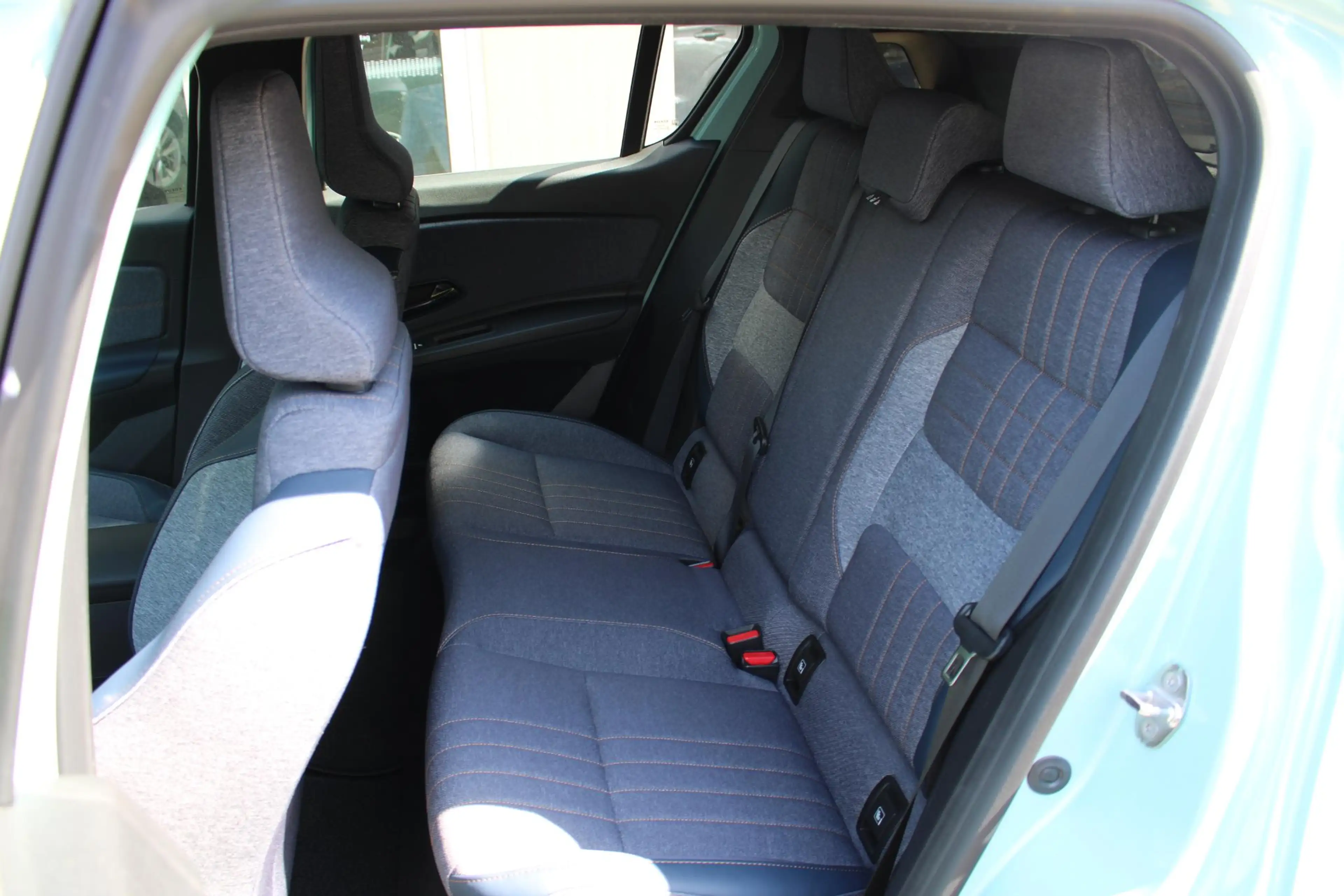 Renault R 4 comfort range techno 52 kWh | Demo | Harman\Kardon — photo 40