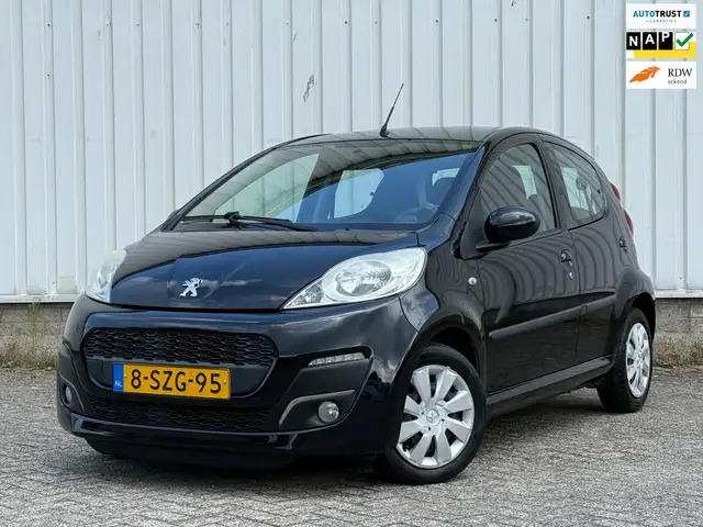 2014 Peugeot 107 in Black for sale