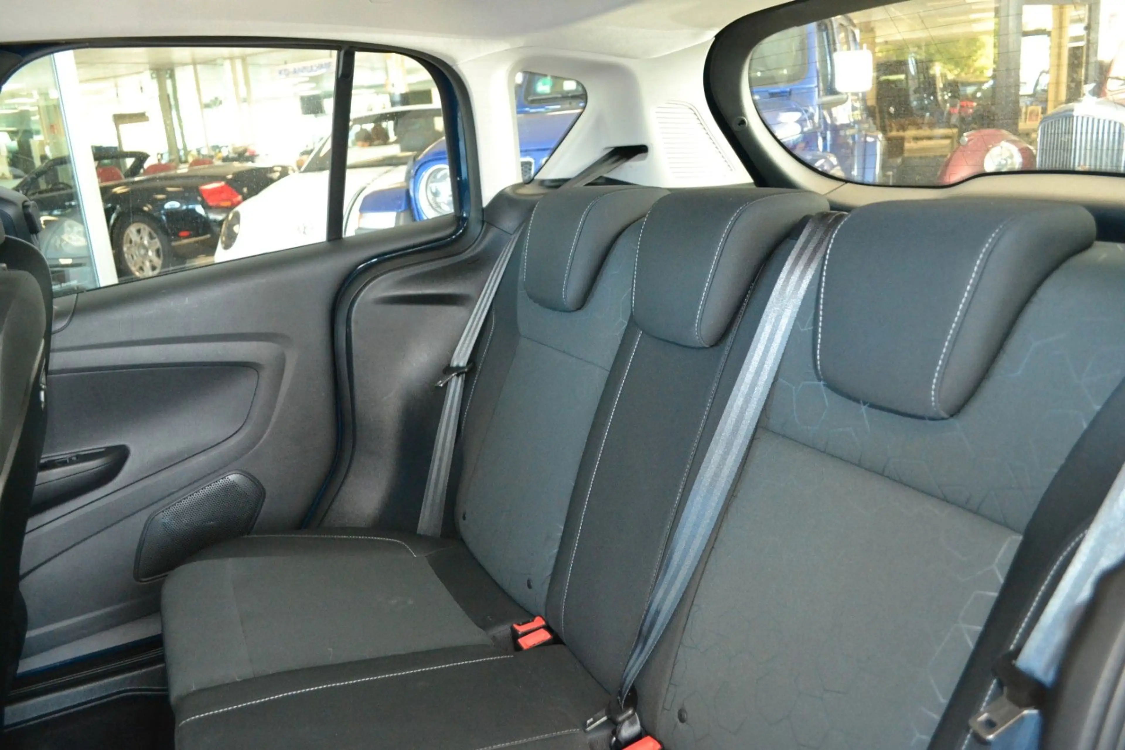 Ford B-Max B-MAX 1,6 16V Sync Edition — photo 5