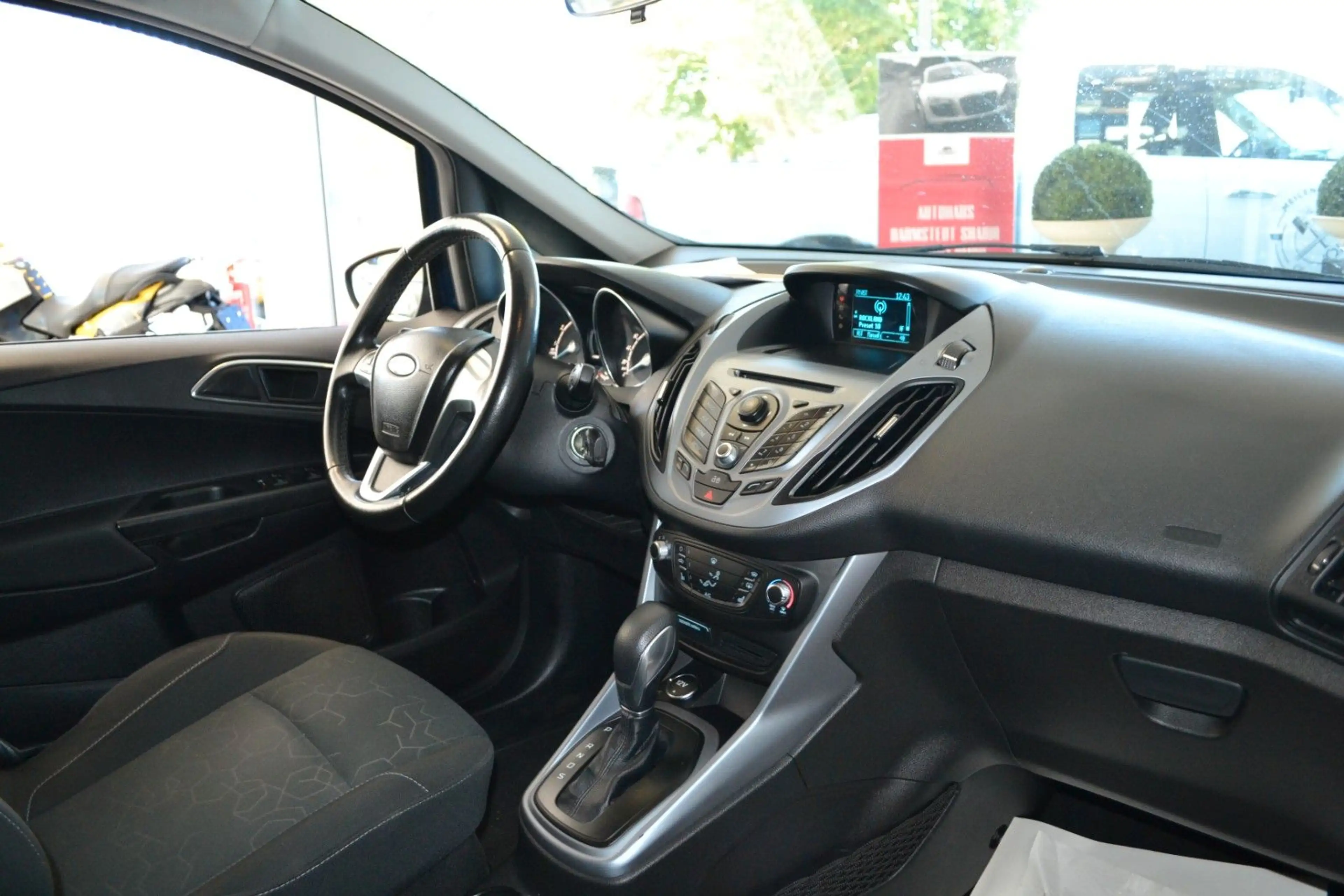 Ford B-Max B-MAX 1,6 16V Sync Edition — photo 2