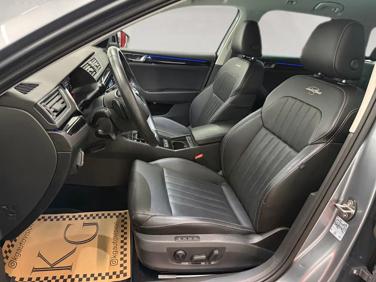 Skoda Superb 2.0 TDI L&K Laurin & Klement 4x4 ab ca. 285€ mon, миниатюра 19