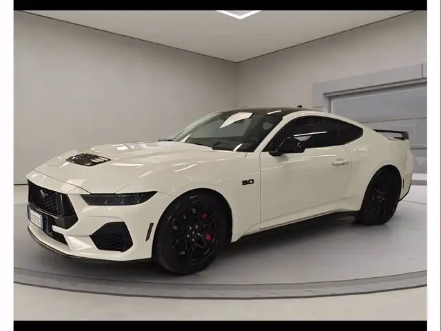 Ford Mustang Fastback 5.0 V8 - GT