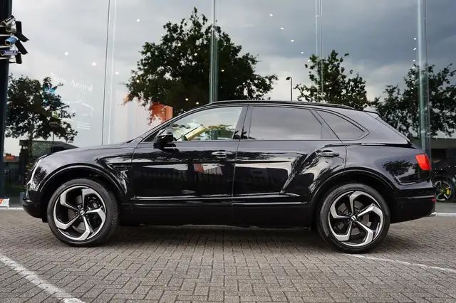 Bentley Bentayga 4.0 V8 VERKOCHT