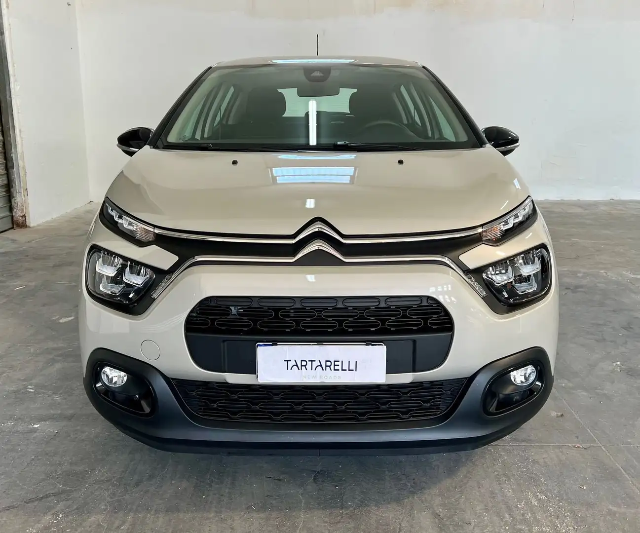 Citroen C3 PureTech 83 S&S Plus Beige - 2