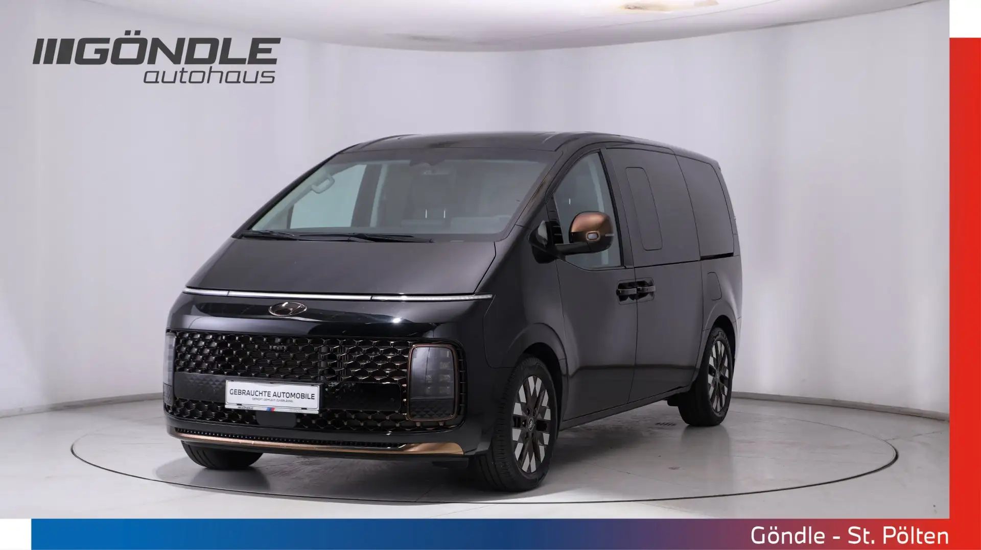 Hyundai STARIA Bus 2,2 CRDi Luxury 4WD Schwarz - 1