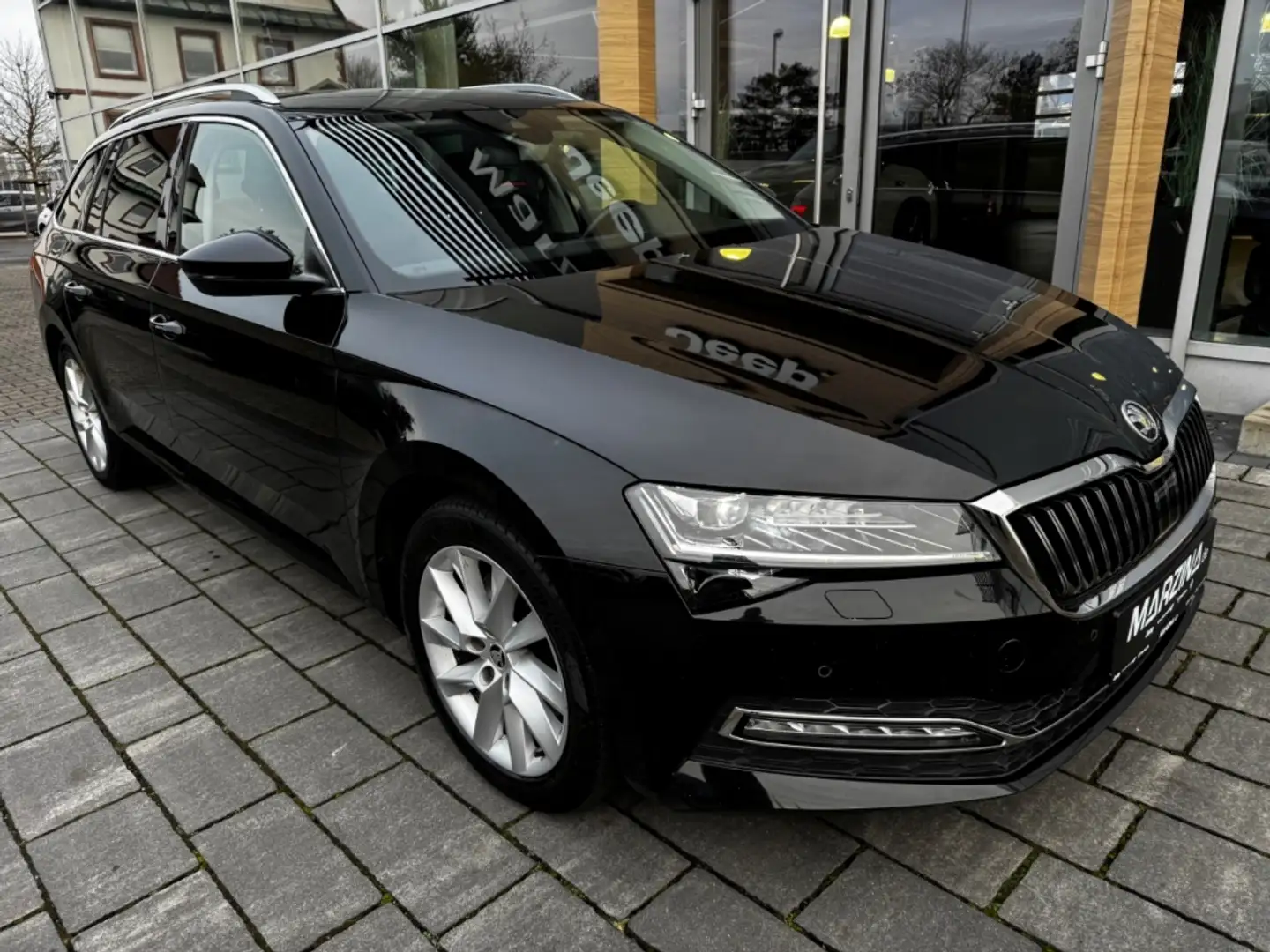 Skoda Superb Combi Style Navi Digitales Cockpit Memory Sitze LE Schwarz - 2