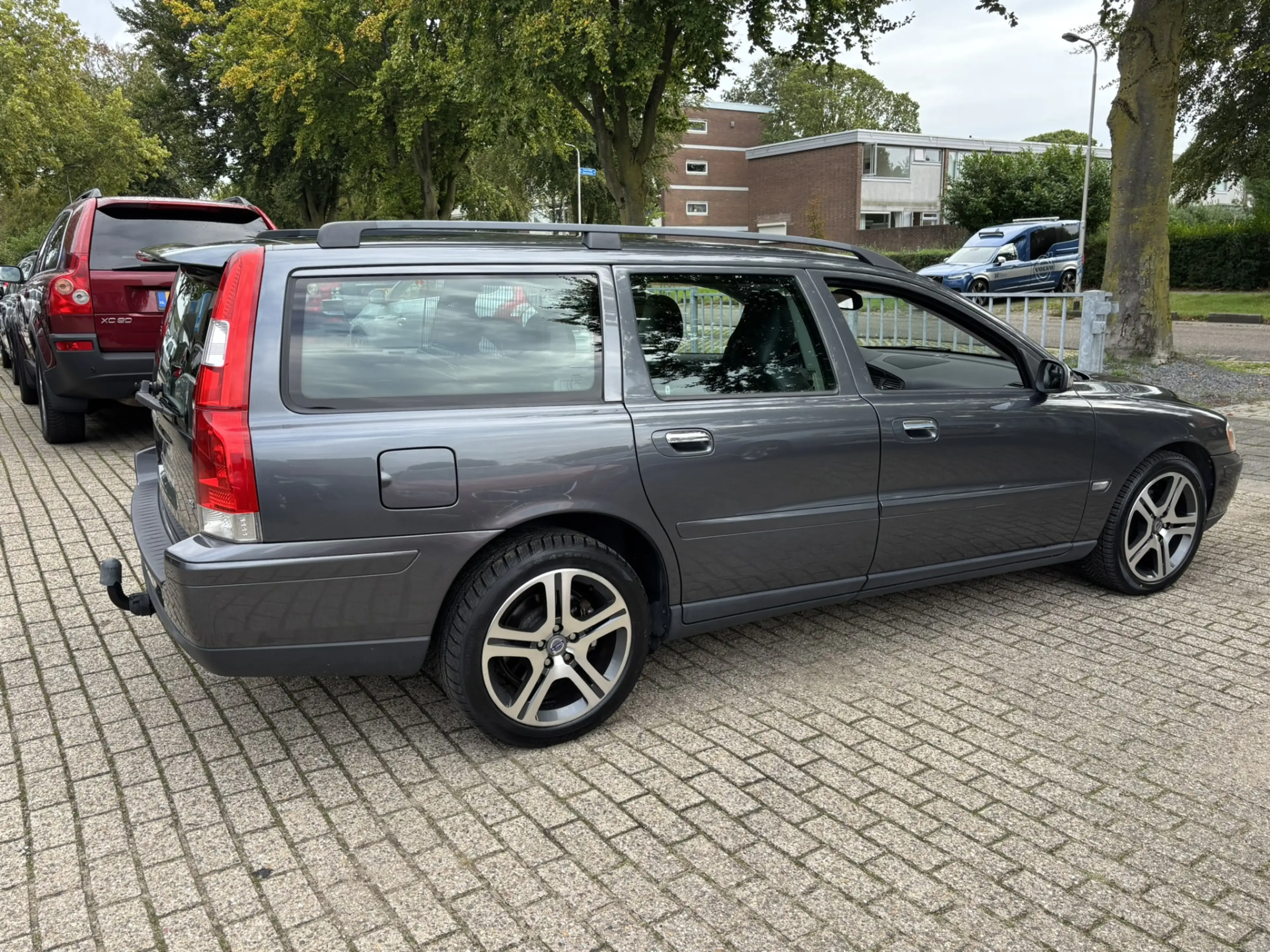 Volvo V70 2.4 170pk Edition Chrono — photo 3