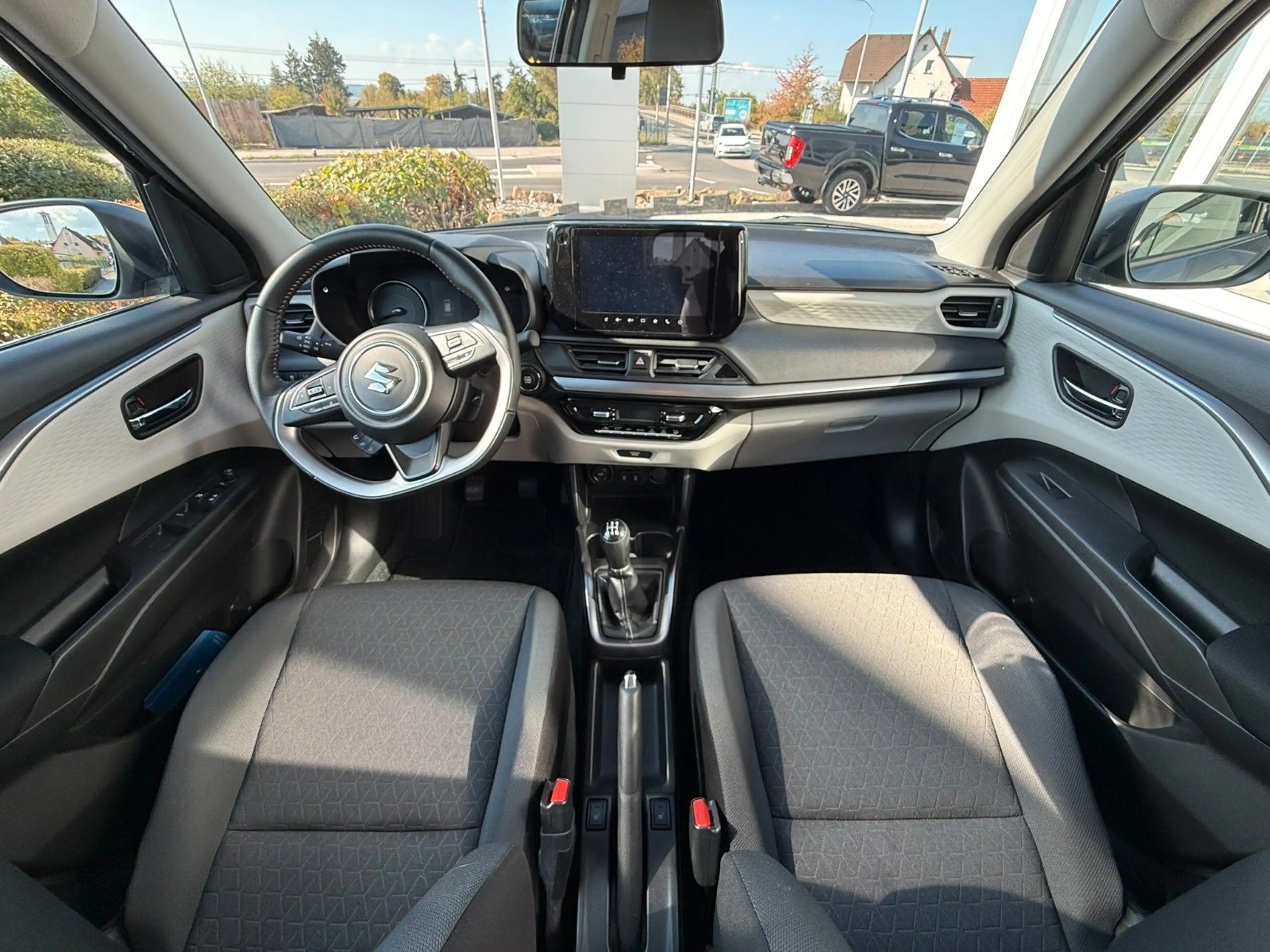 Suzuki Swift 1.2 Comfort+ LED, Navi, R-Kamera, WR, SH — photo 4