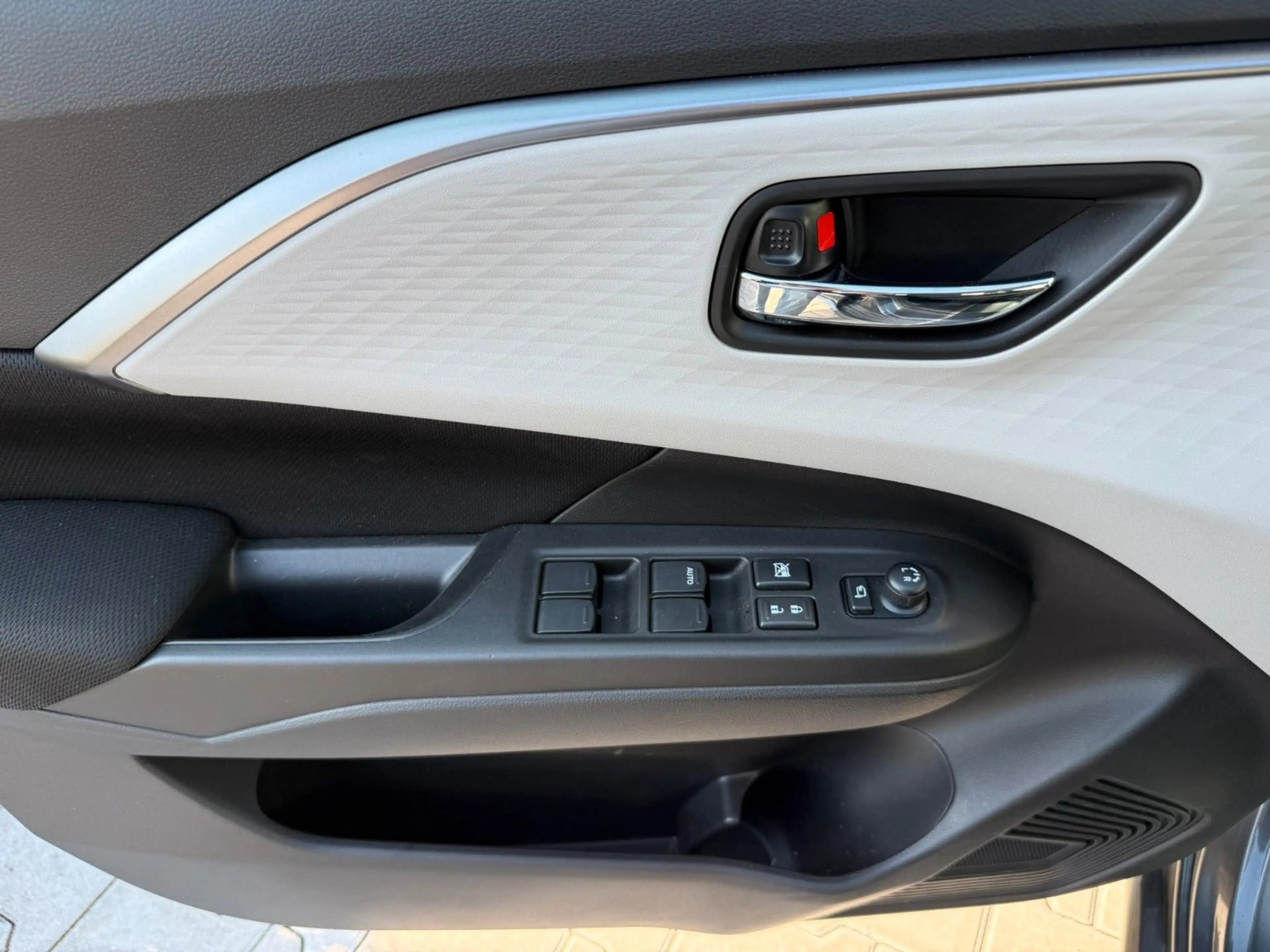 Suzuki Swift 1.2 Comfort+ LED, Navi, R-Kamera, WR, SH — photo 10