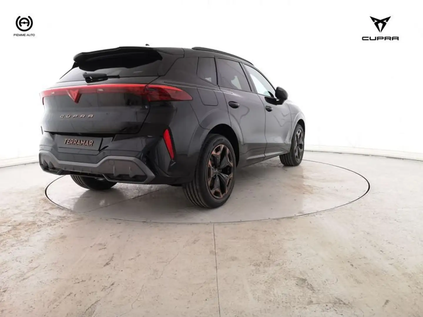 CUPRA Terramar TE CUPRA 1.5 Hybrid 110 kW (150 CV) mHEV DSG 7 ma Nero - 2