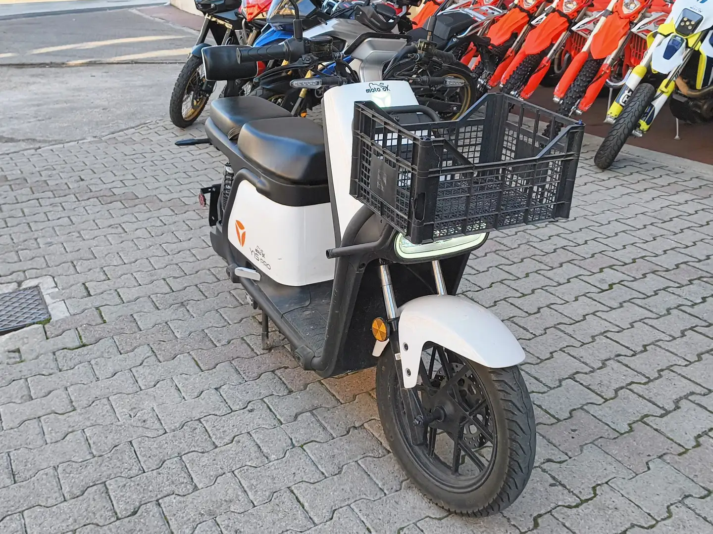 Yadea Y1S PRO Bianco - 2