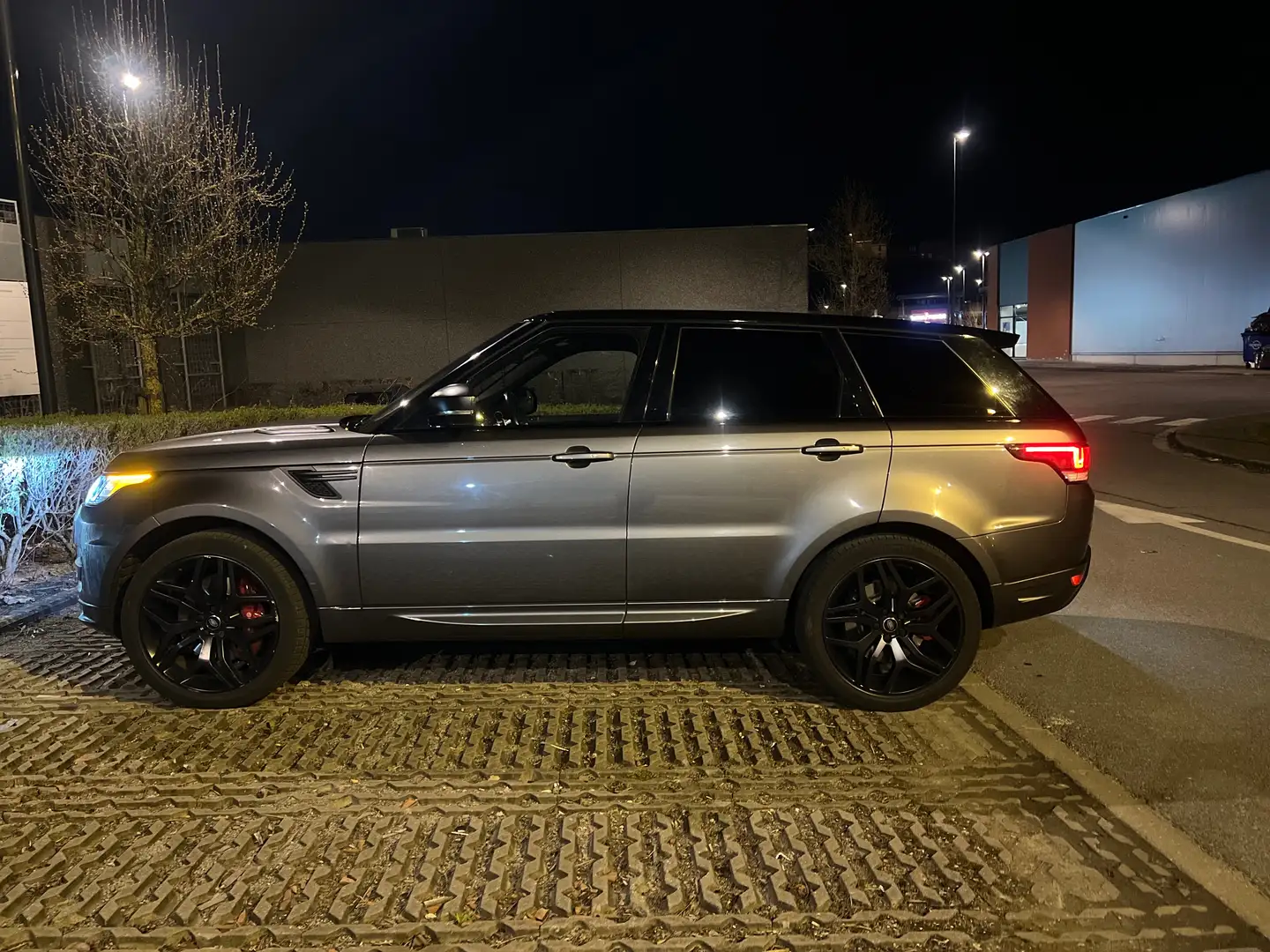 Land Rover Range Rover Sport Range Rover Sport 3.0 SDV6 Autobiography Gris - 1