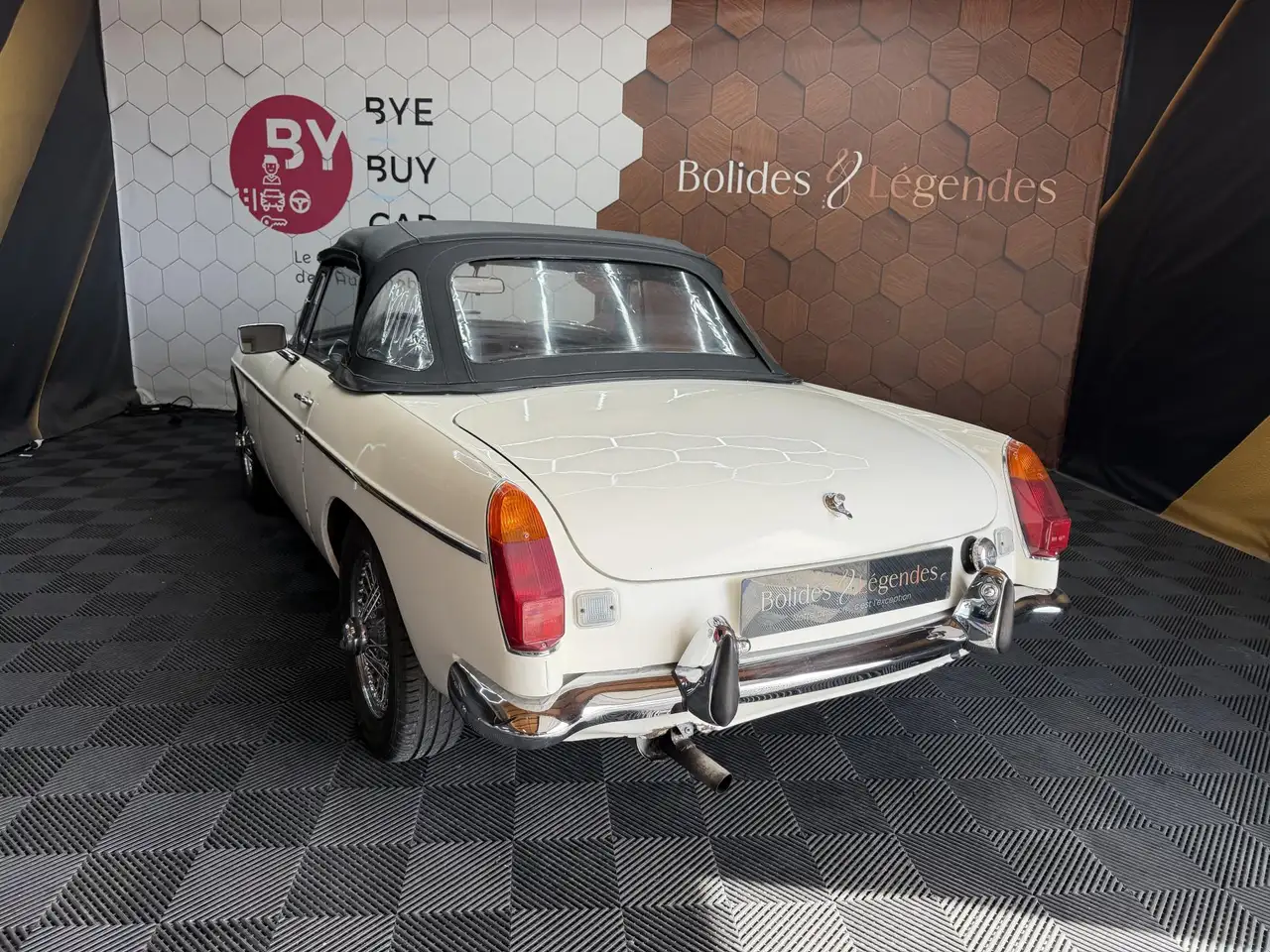 MG B, foto 2
