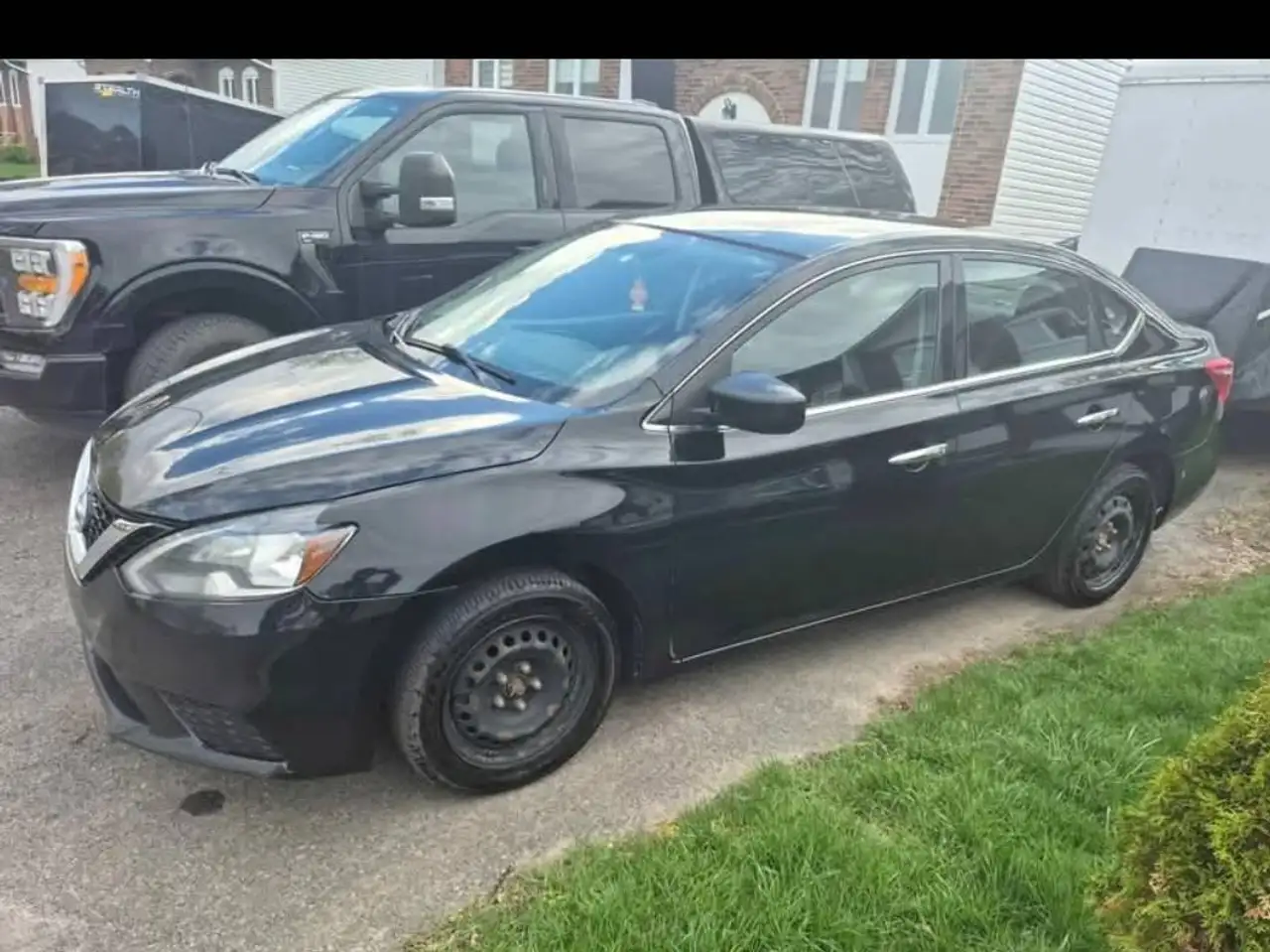 Nissan Sentra снимка Nissan Sentra