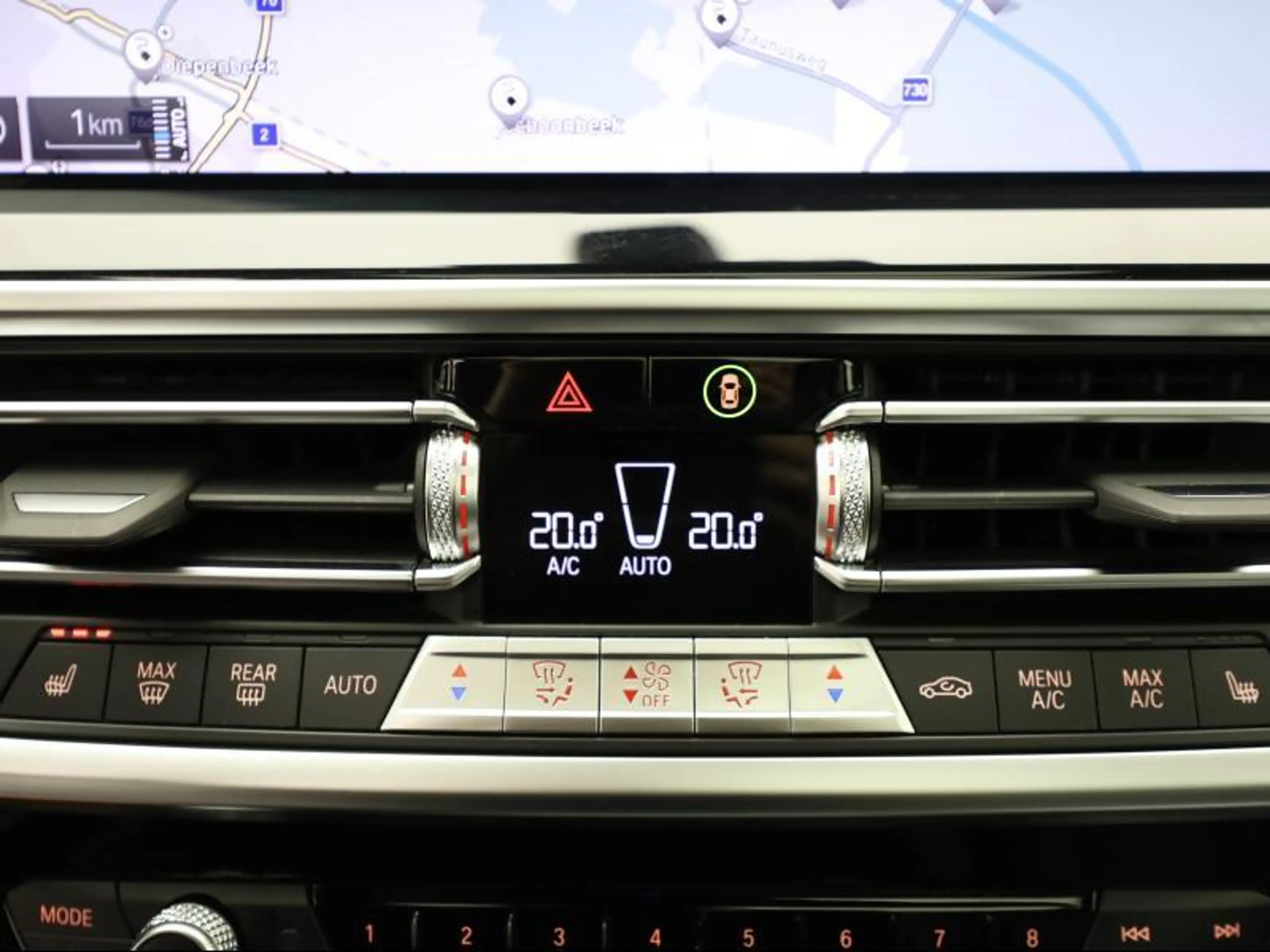 BMW X3 xDrive30e - M Pack — photo 14
