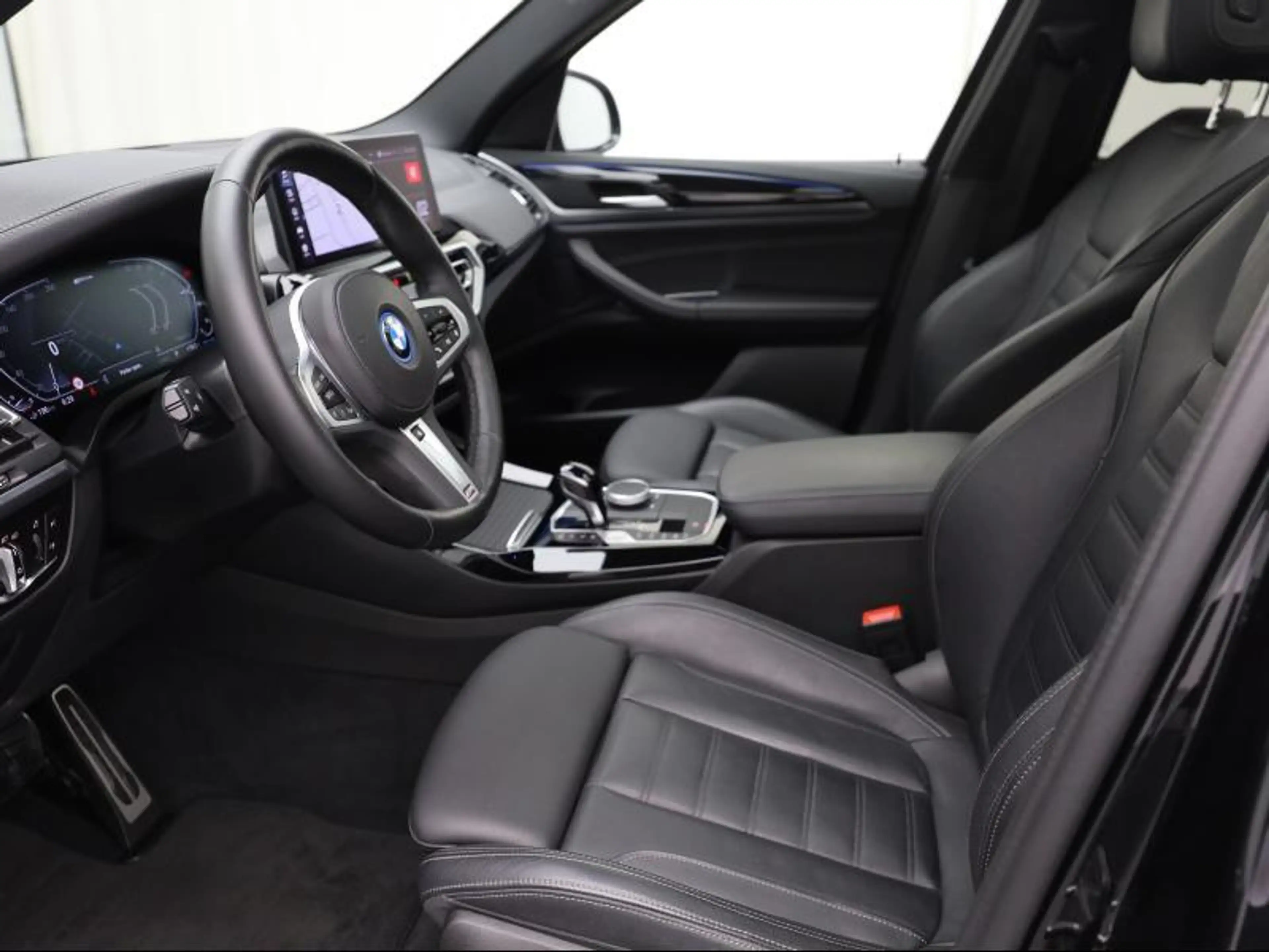 BMW X3 xDrive30e - M Pack — photo 6