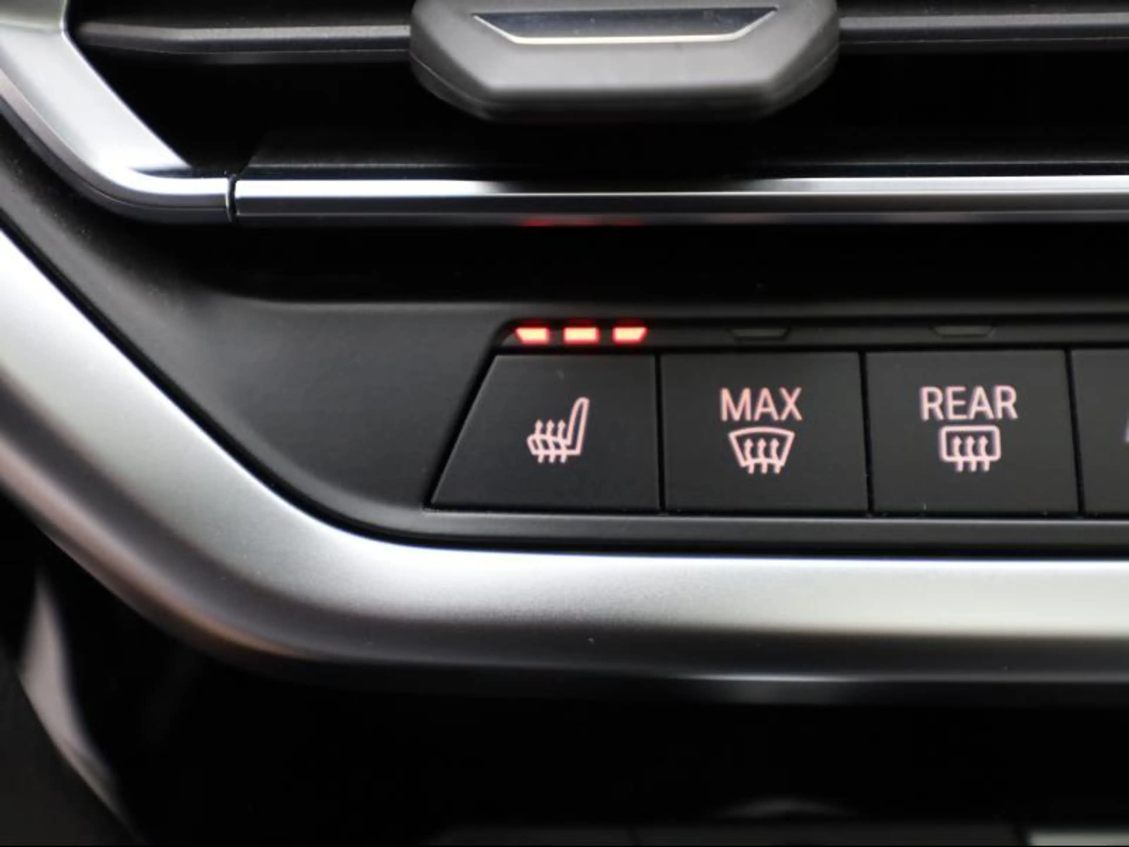 BMW X3 xDrive30e - M Pack — photo 13