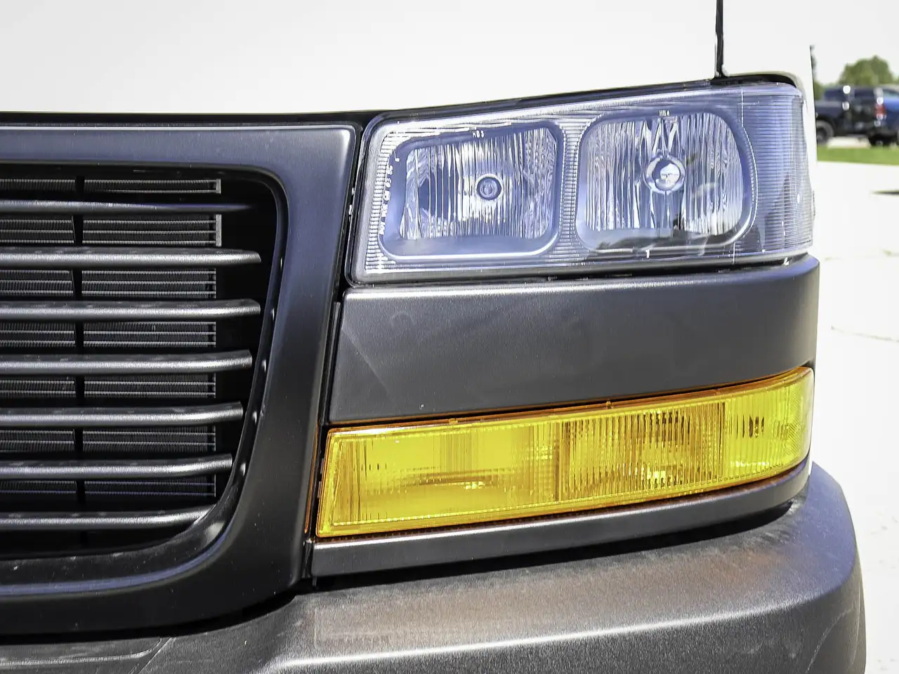 GMC Savana снимка GMC Savana
